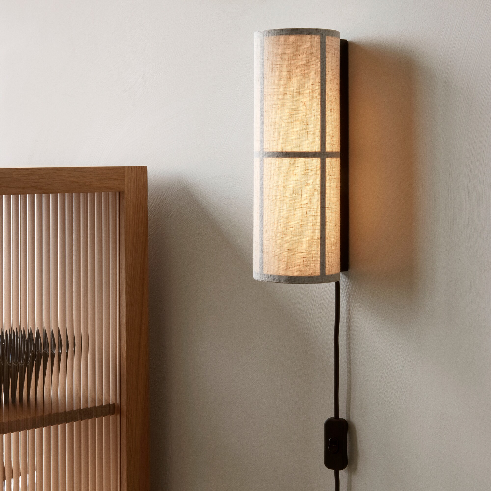 Hashira LED Wall Lamp
