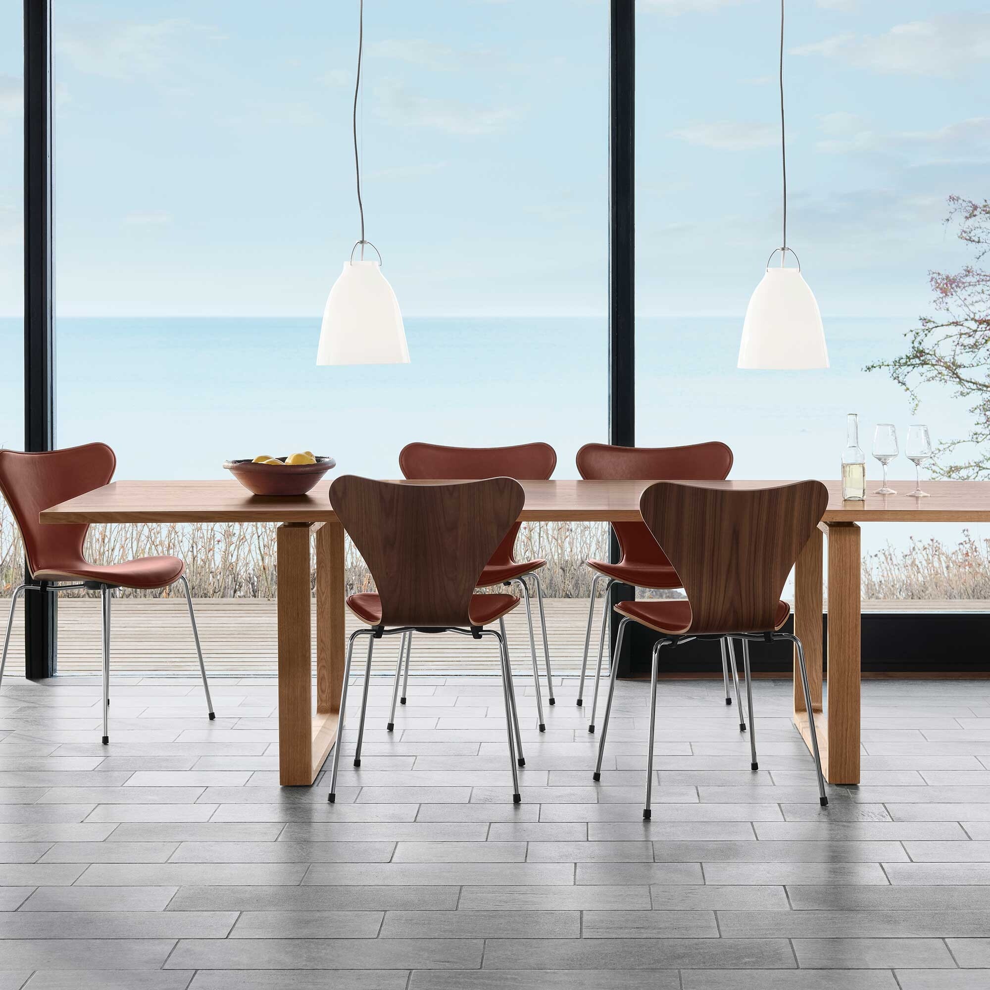 Anniversary Edition 2022 Essay™ CM27 Table 272x100x72cm