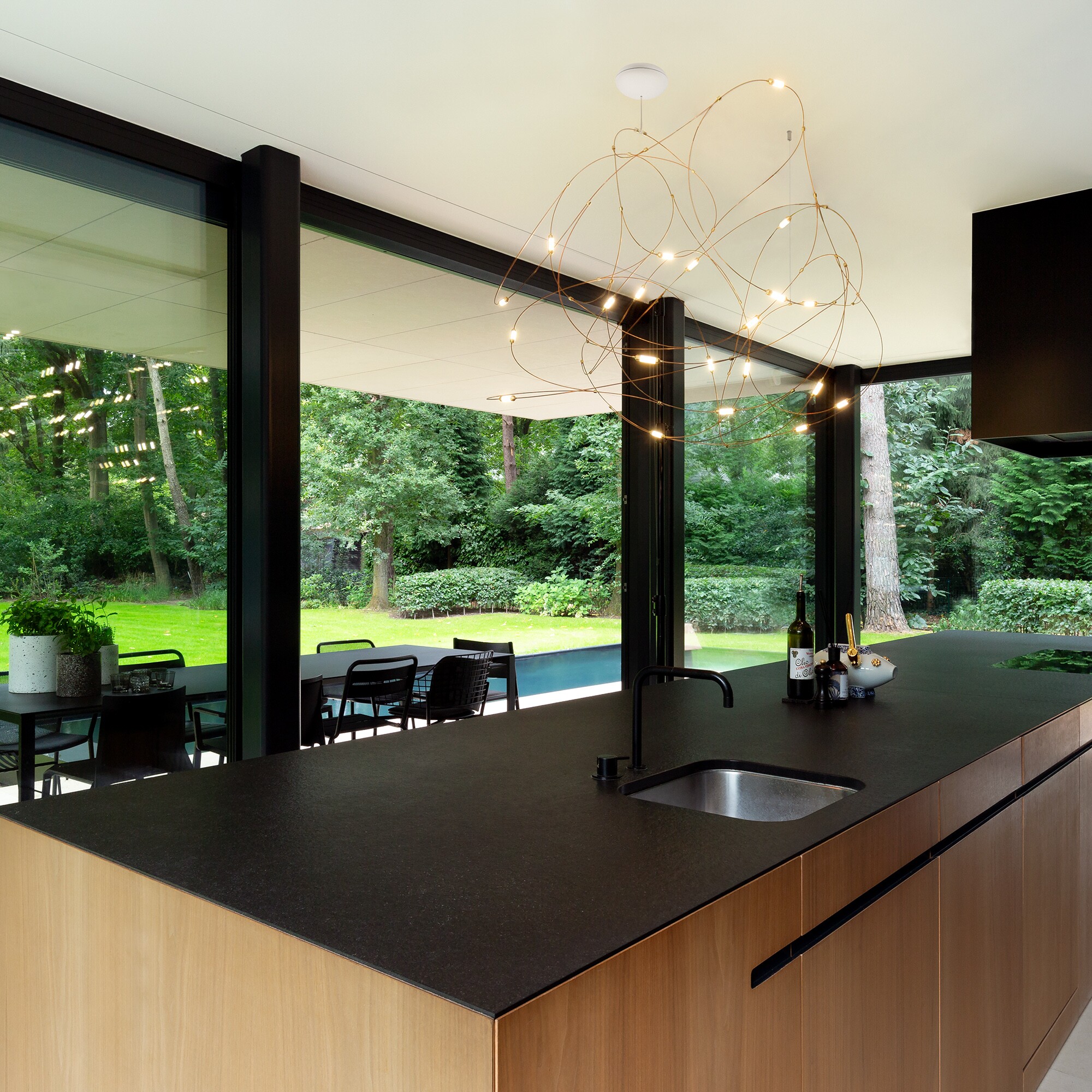 Flock of Light 21 LED Suspension Lamp