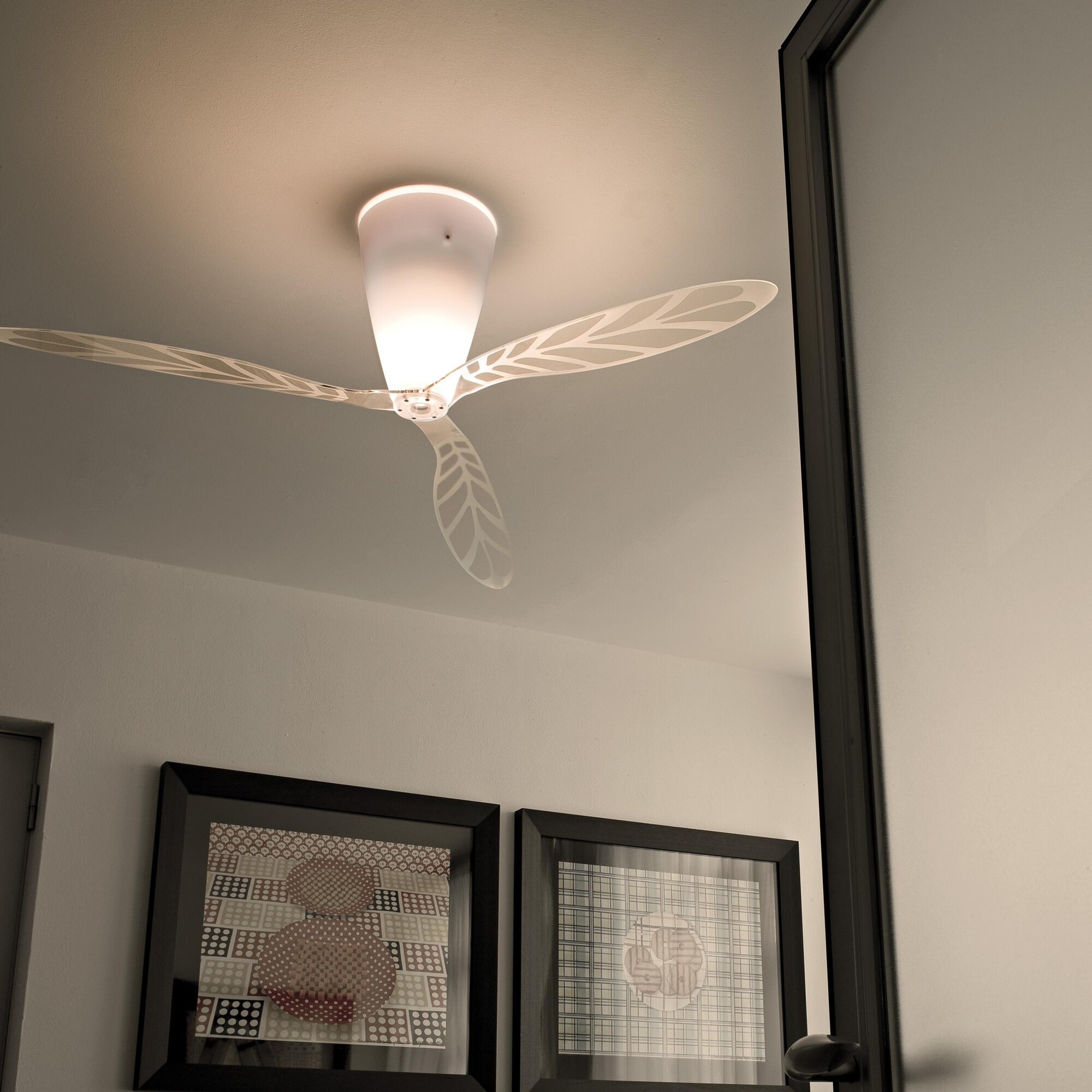 Blow D28 Ventilator and Ceiling Lamp