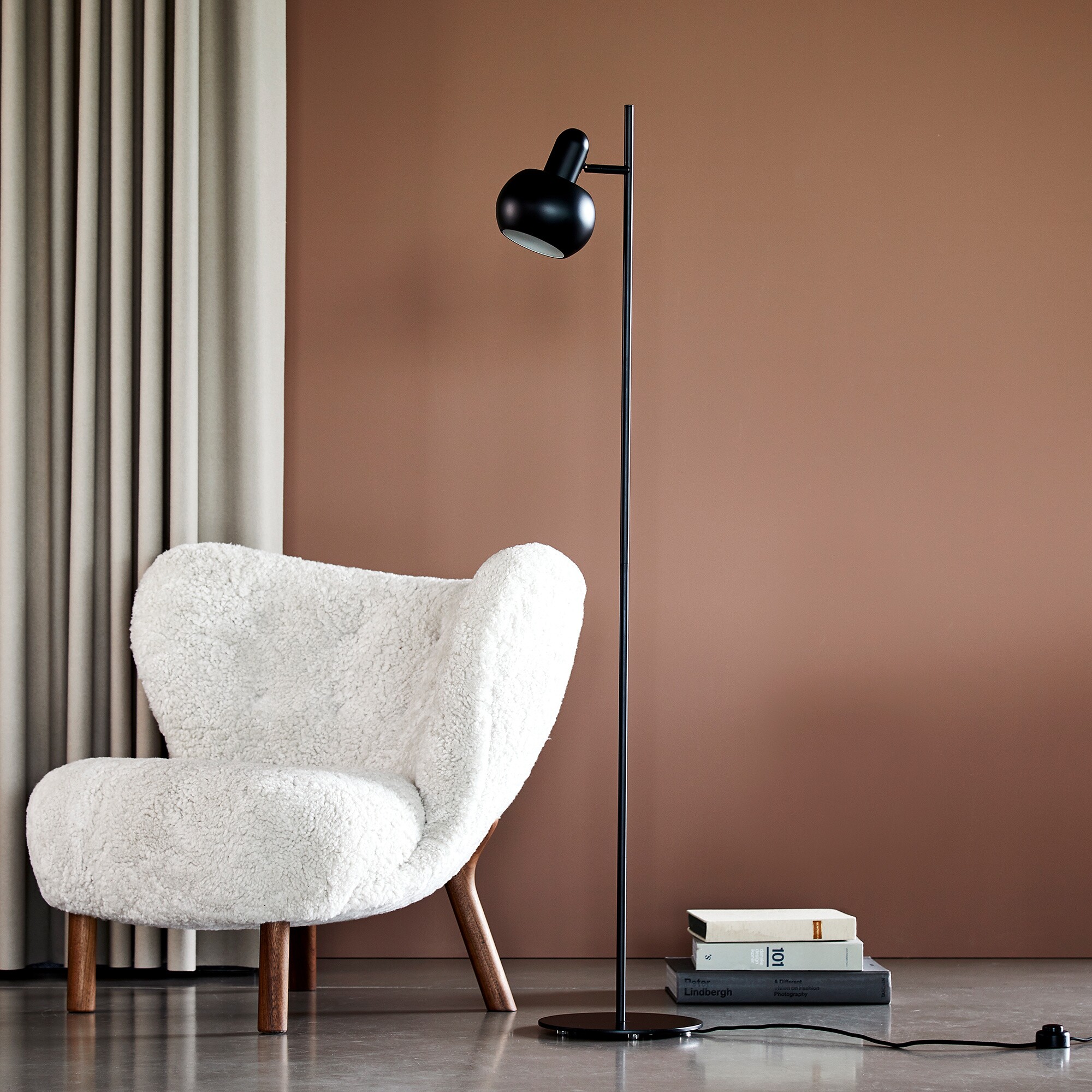 BF 20 Single Floor Lamp