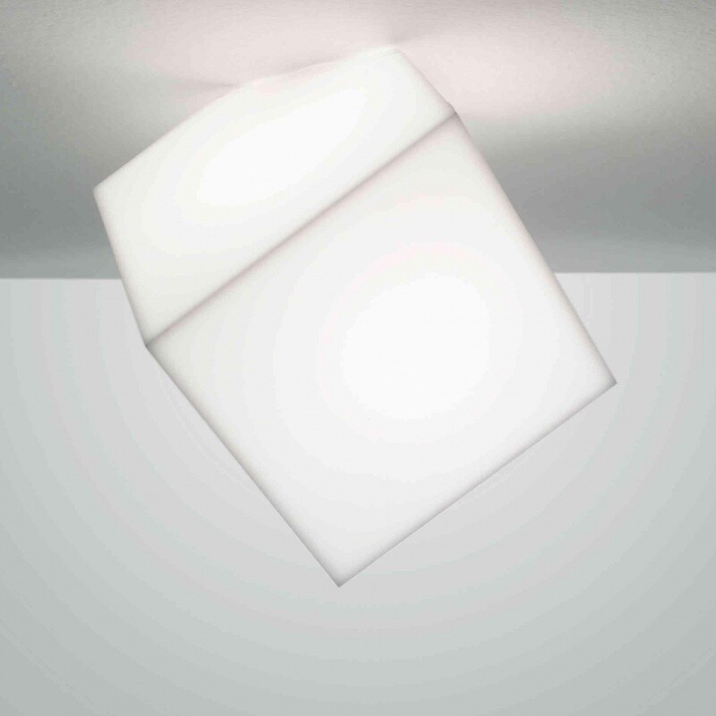 Edge Wall / Ceiling Lamp