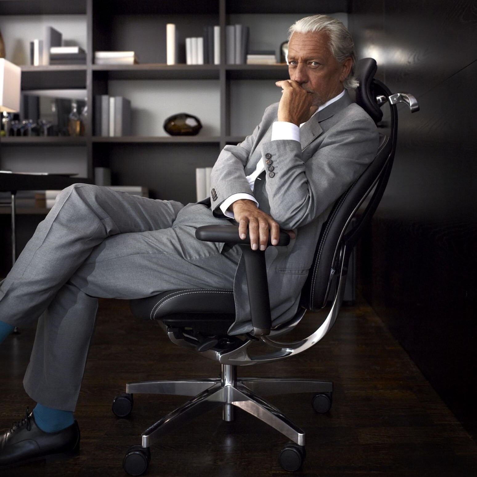 AluMedic 10 Office Chair