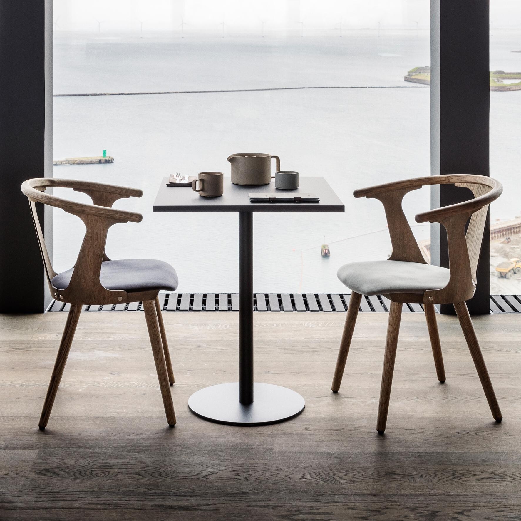 In Between SK2 Chair Upholstered Frame Oak