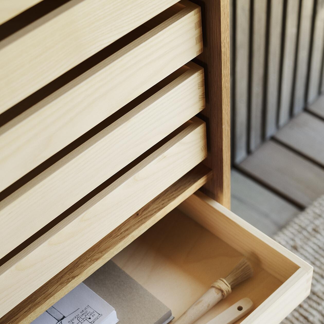 FK63 Wall Cabinet 224x36x168cm