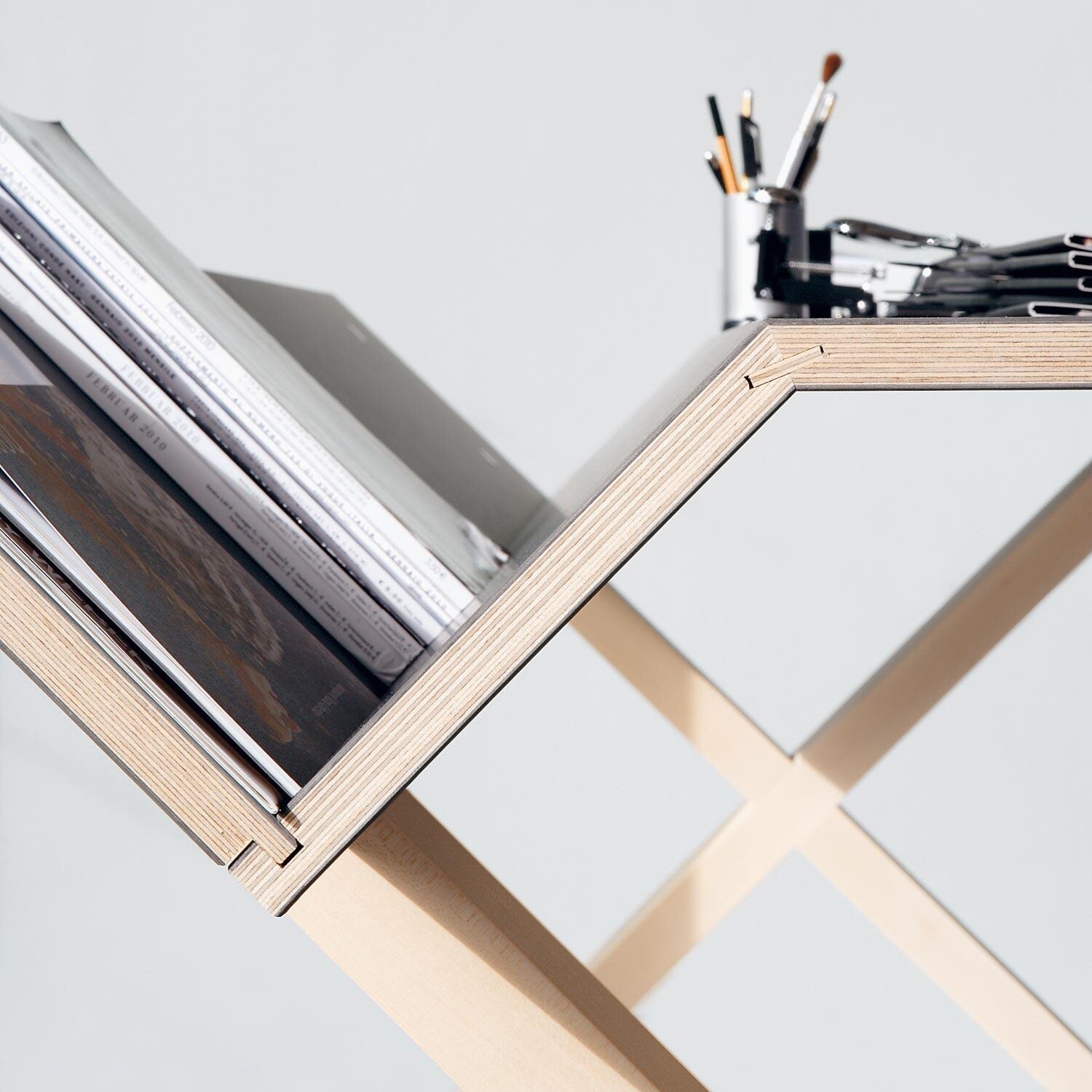 Moormann Kant Desk/Home Desk