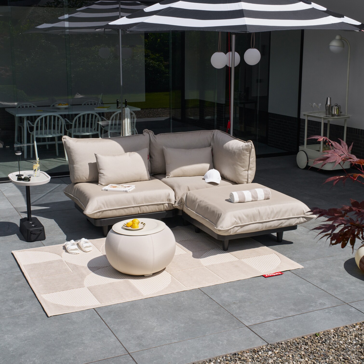 Bolleke Outdoor LED Hanging Lamp with Battery