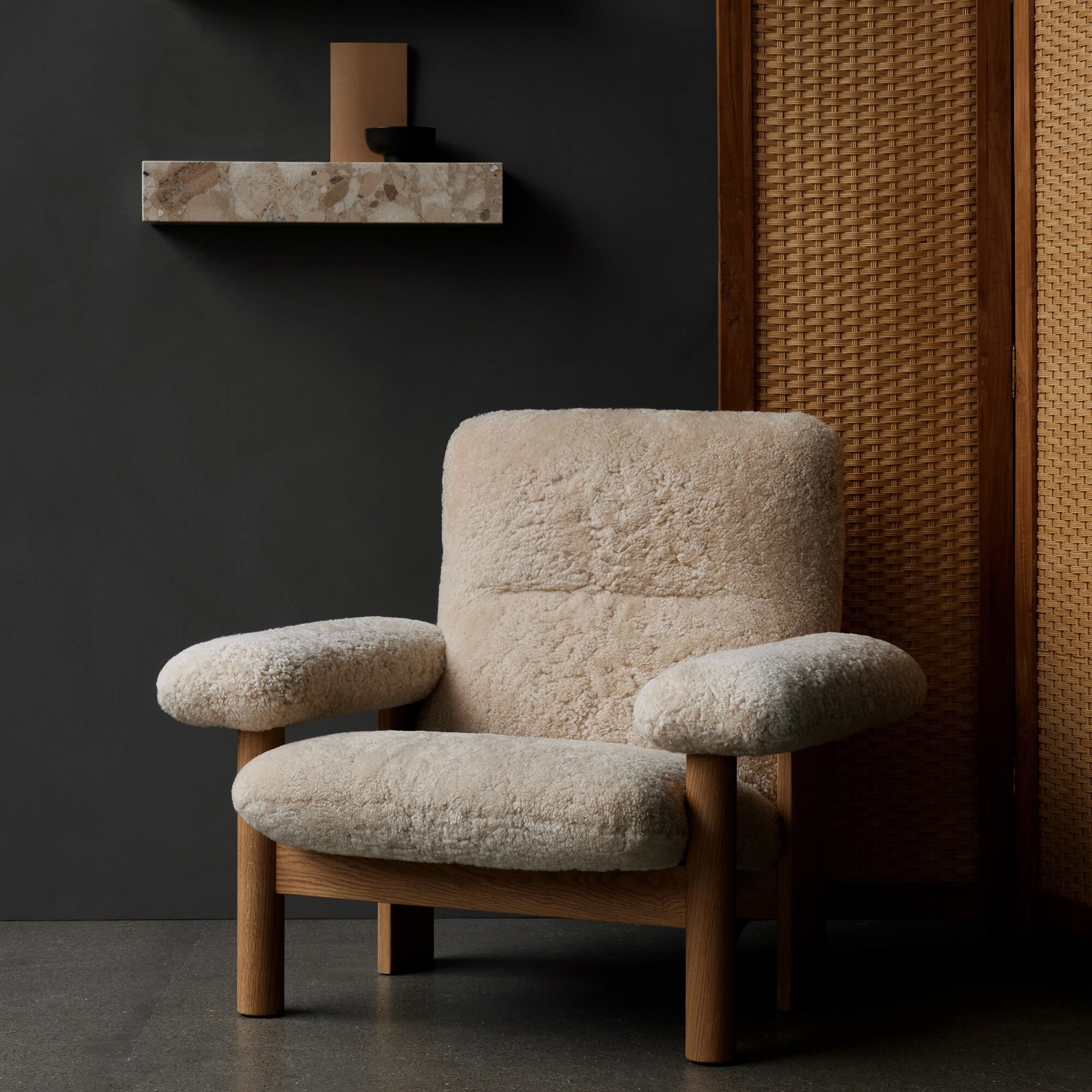 Brasilia Lounge Chair Sheepskin
