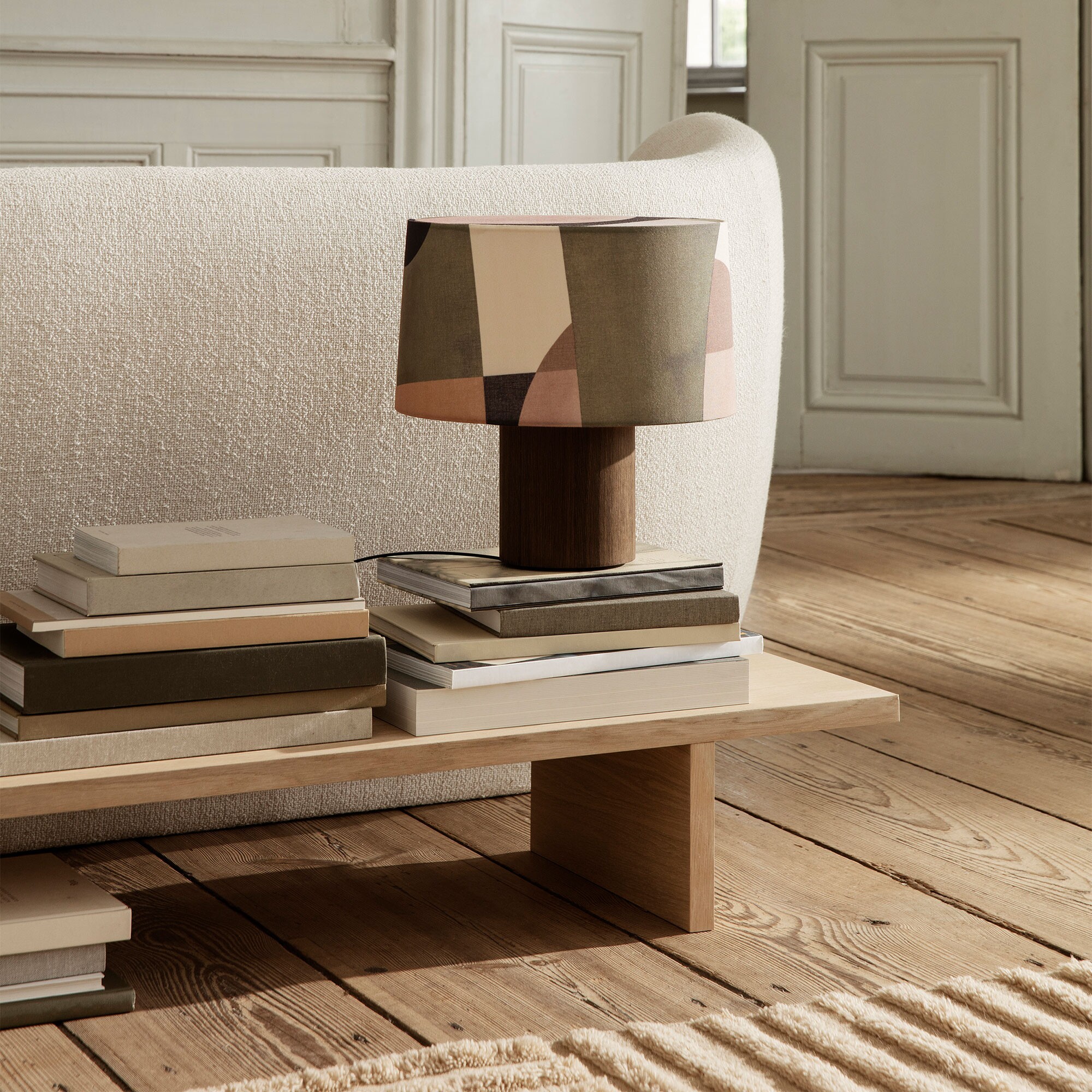 Kona Display Table Low