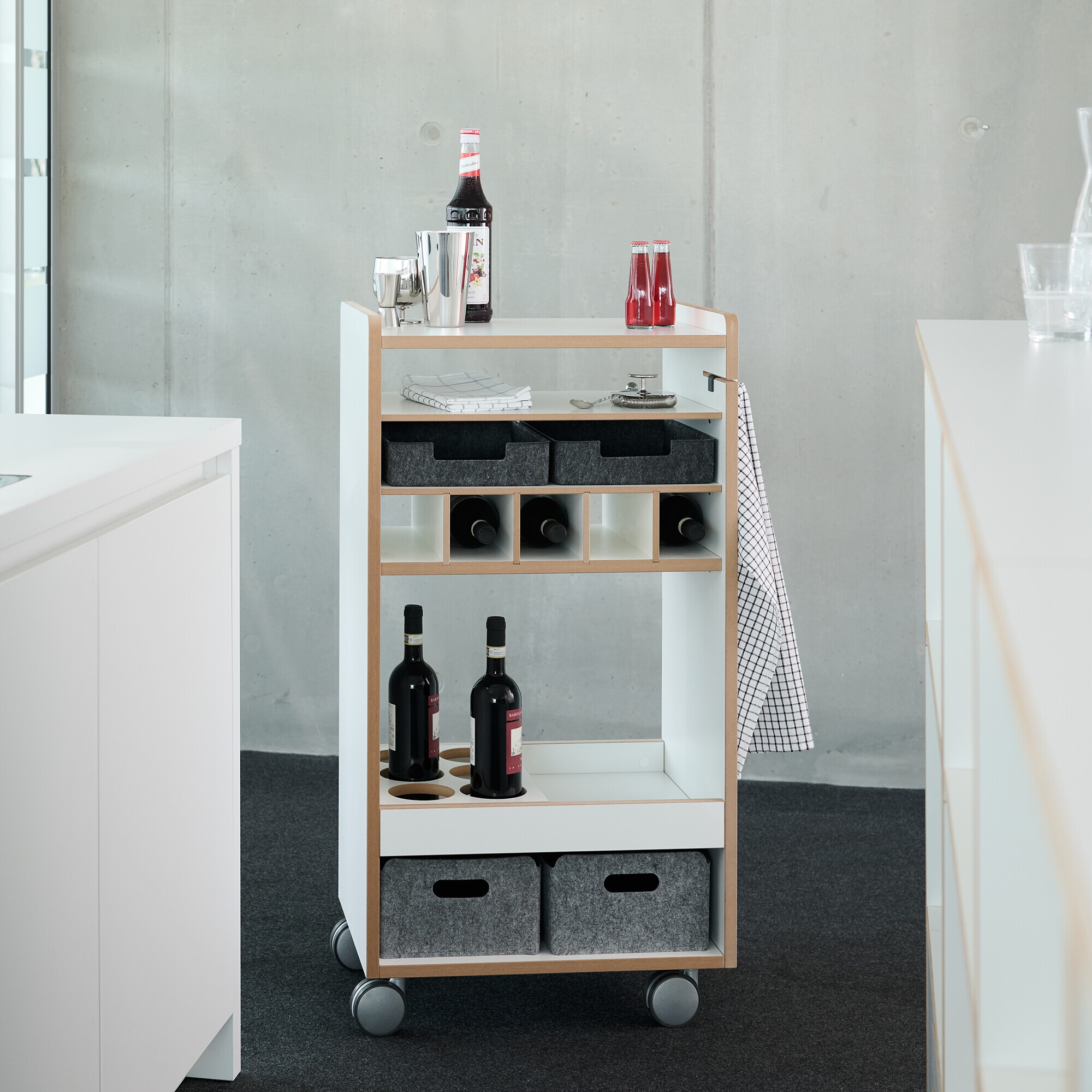 Fahrbar Mobile Trolley with Horizontal Bottle Insert