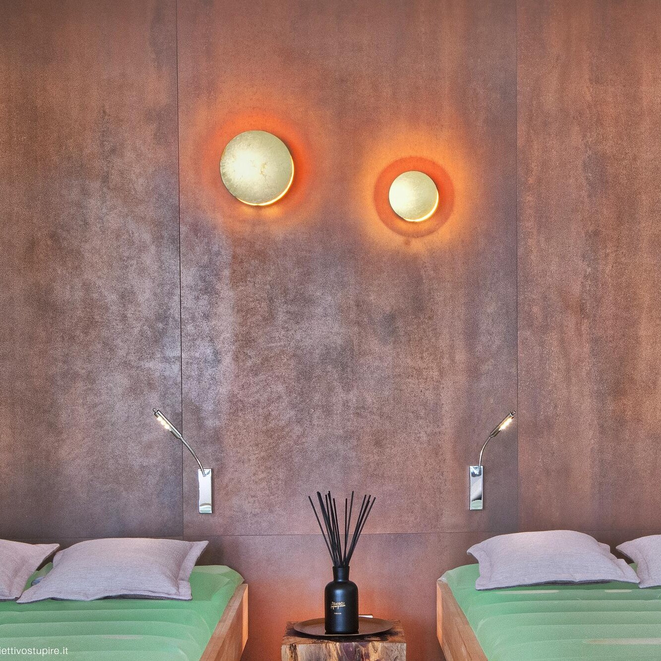 Lederam W 17 LED Wall Lamp