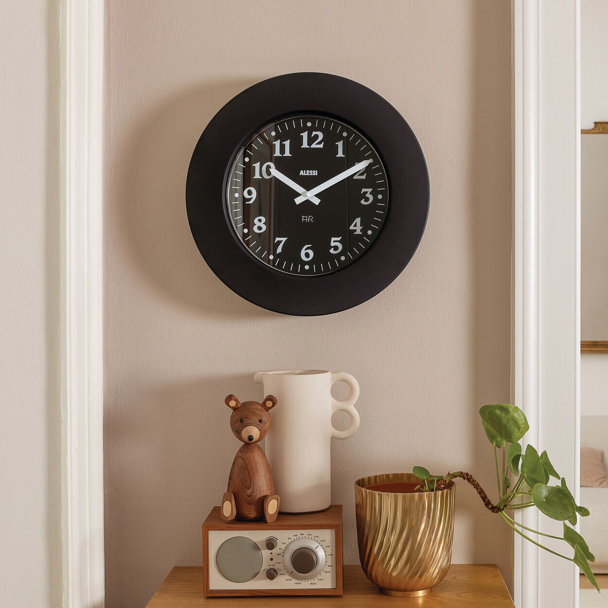 Momento Wall Clock