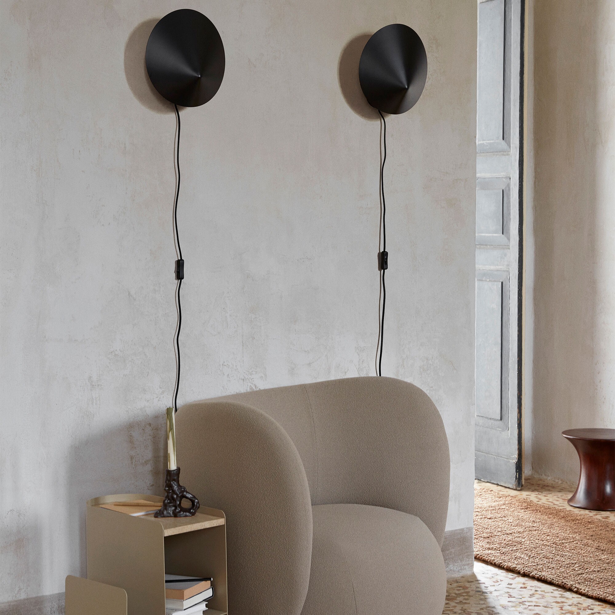 Arum Sconce Wall Lamp