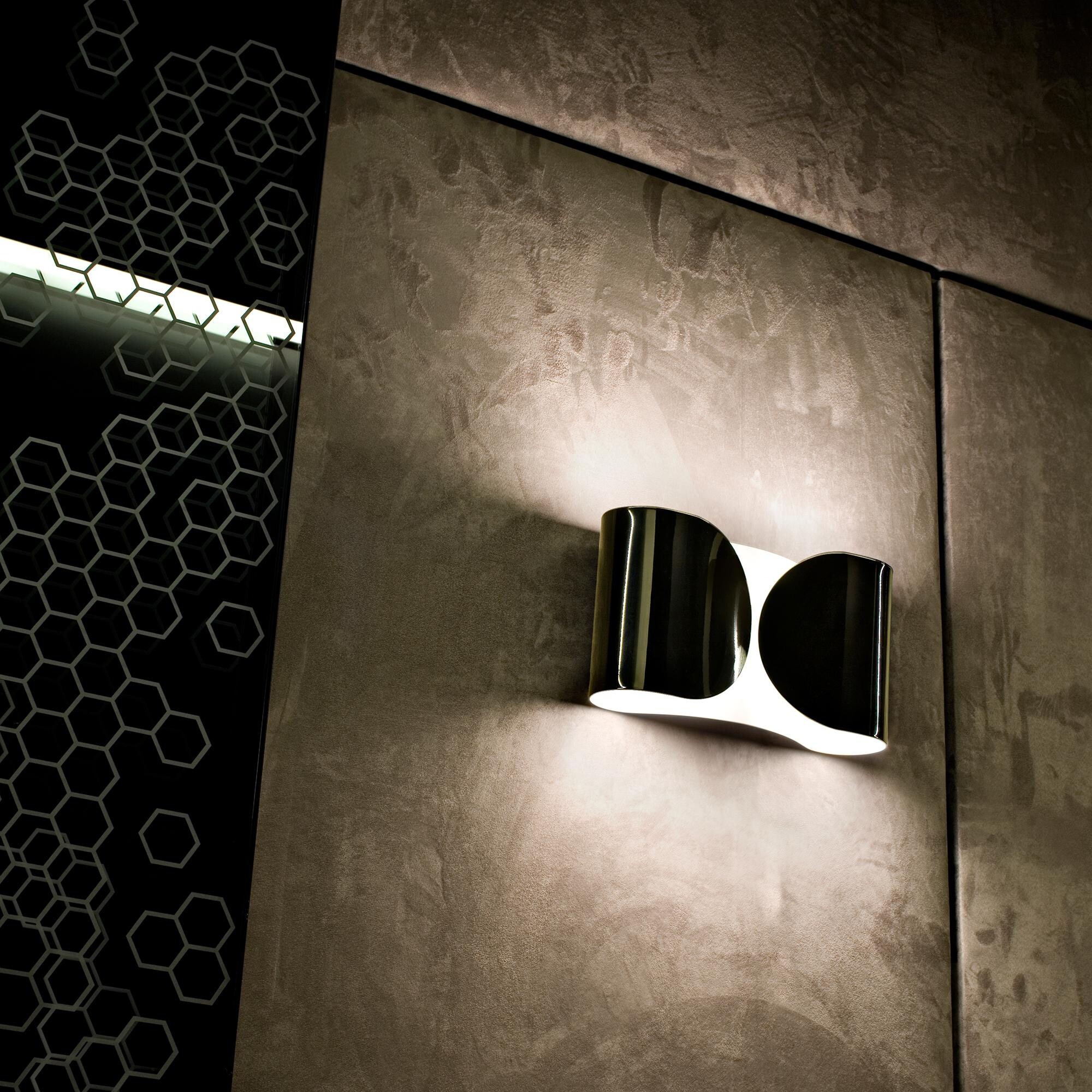 Foglio Wall Lamp