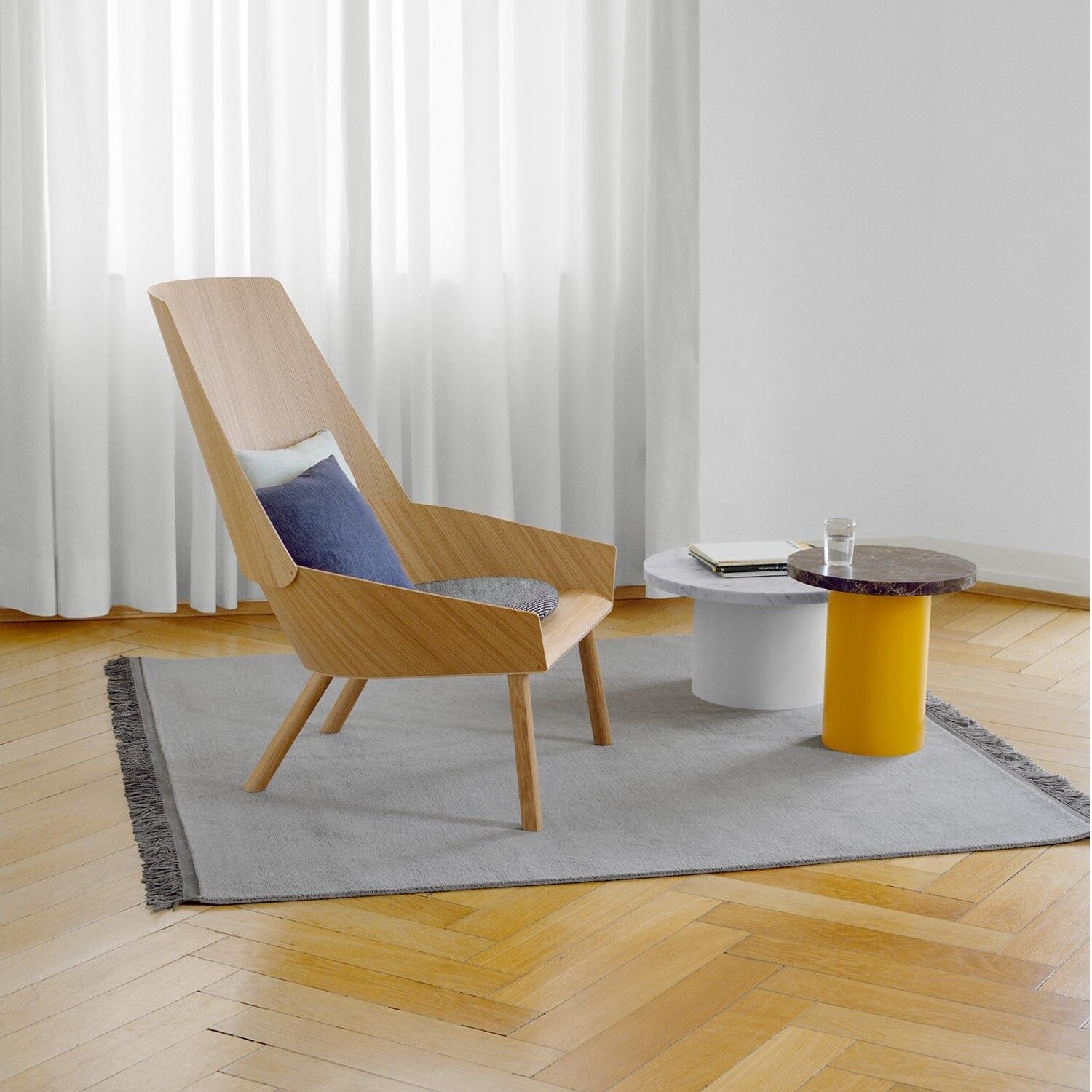 e15 EC03  Eugene Lounge Chair