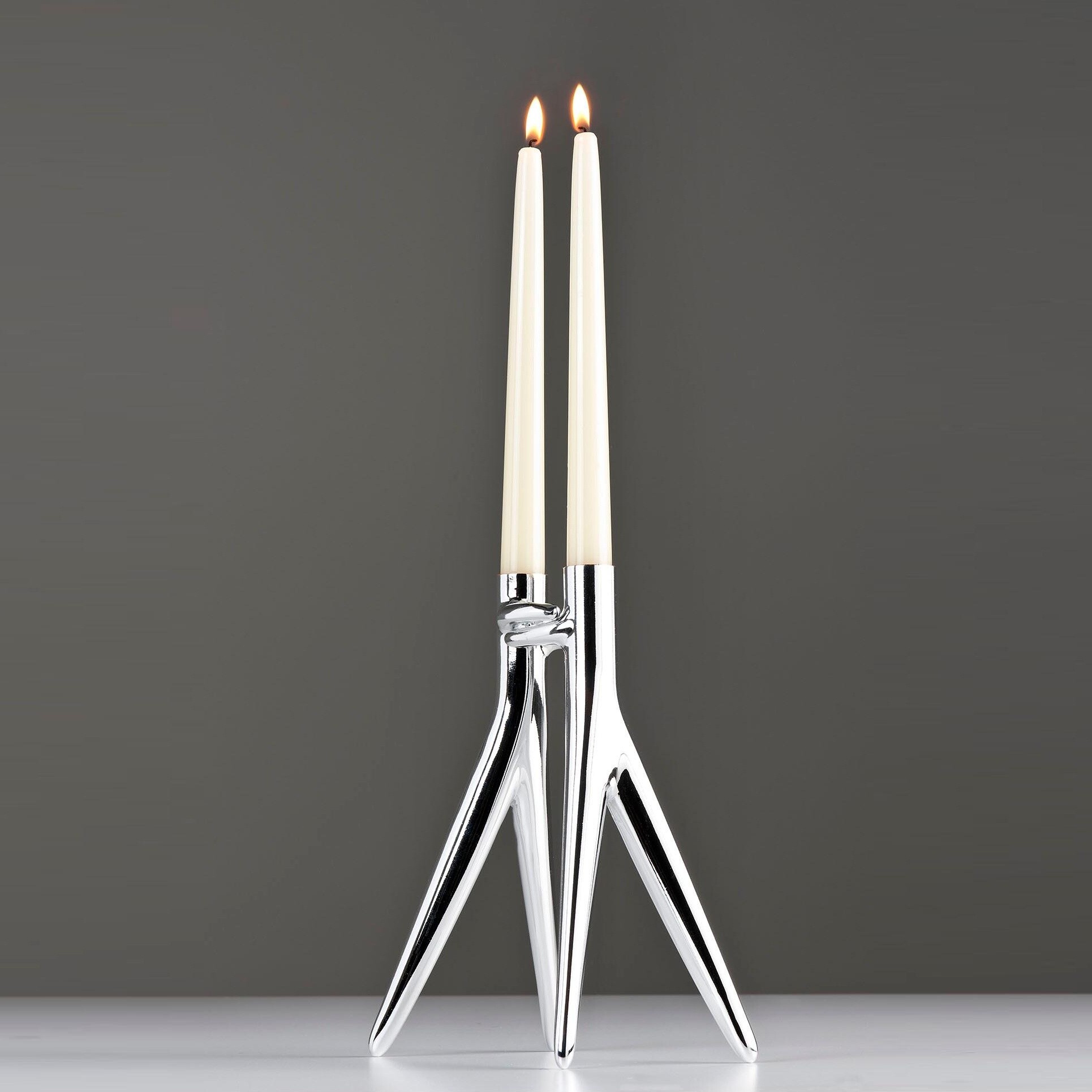 Abbracciaio Candle Holder