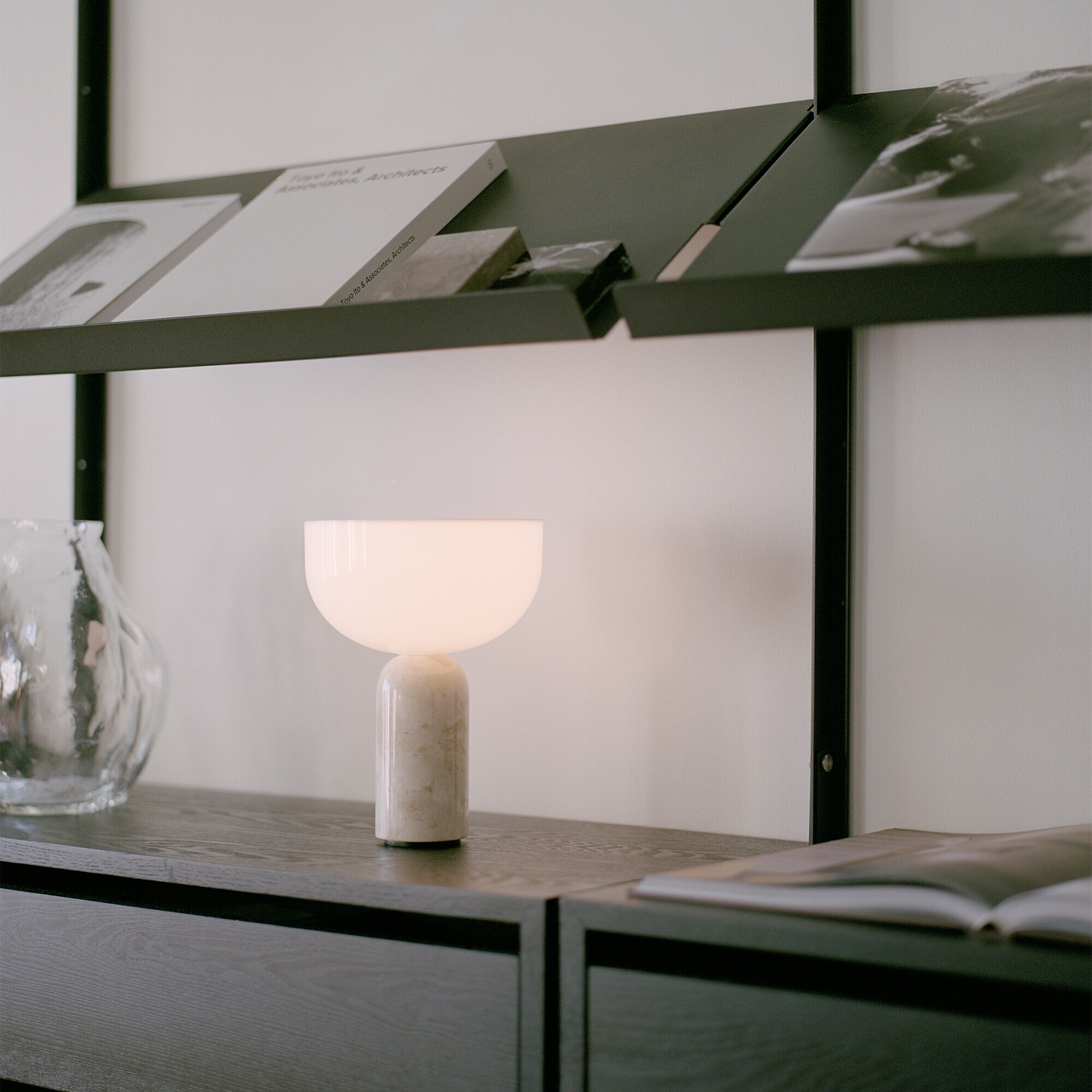 Kizu Portable LED Table Lamp with Battery