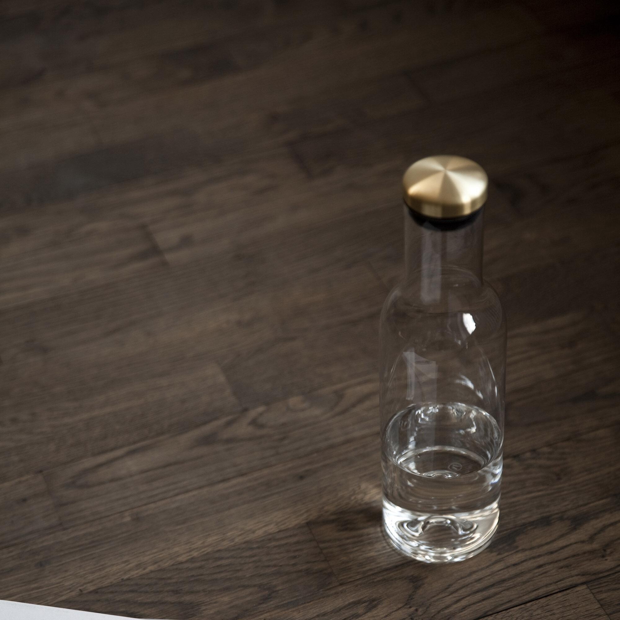 Bottle Carafe with Lid