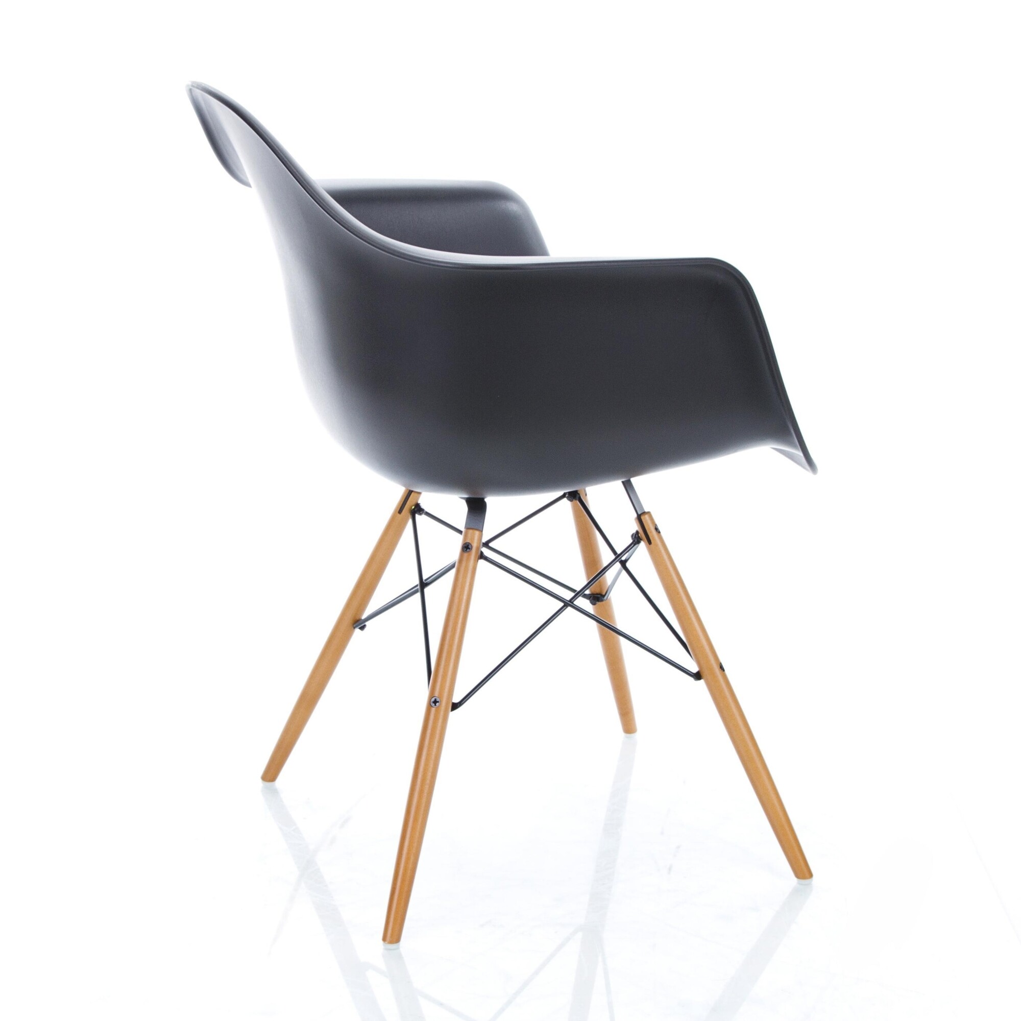 Eames Plastic Armchair DAW Golden Maple Base