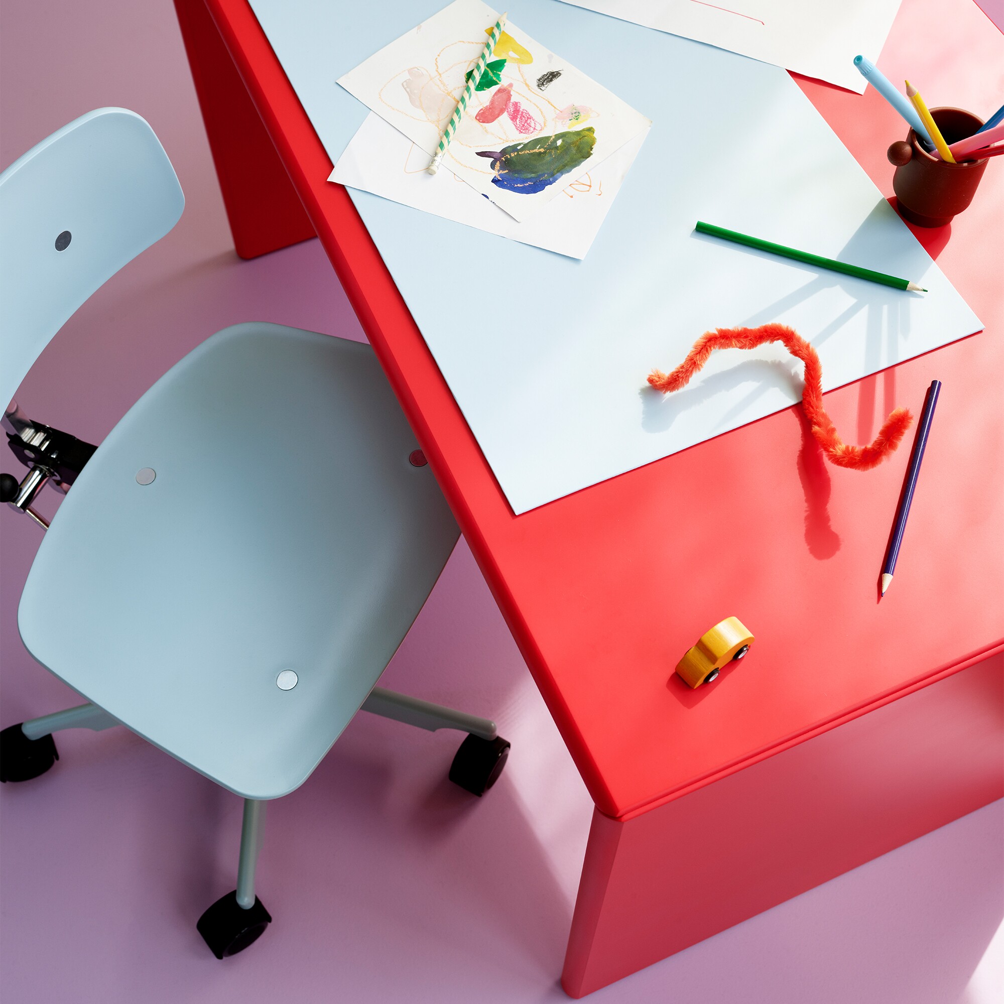 Monterey Kids Work Desk