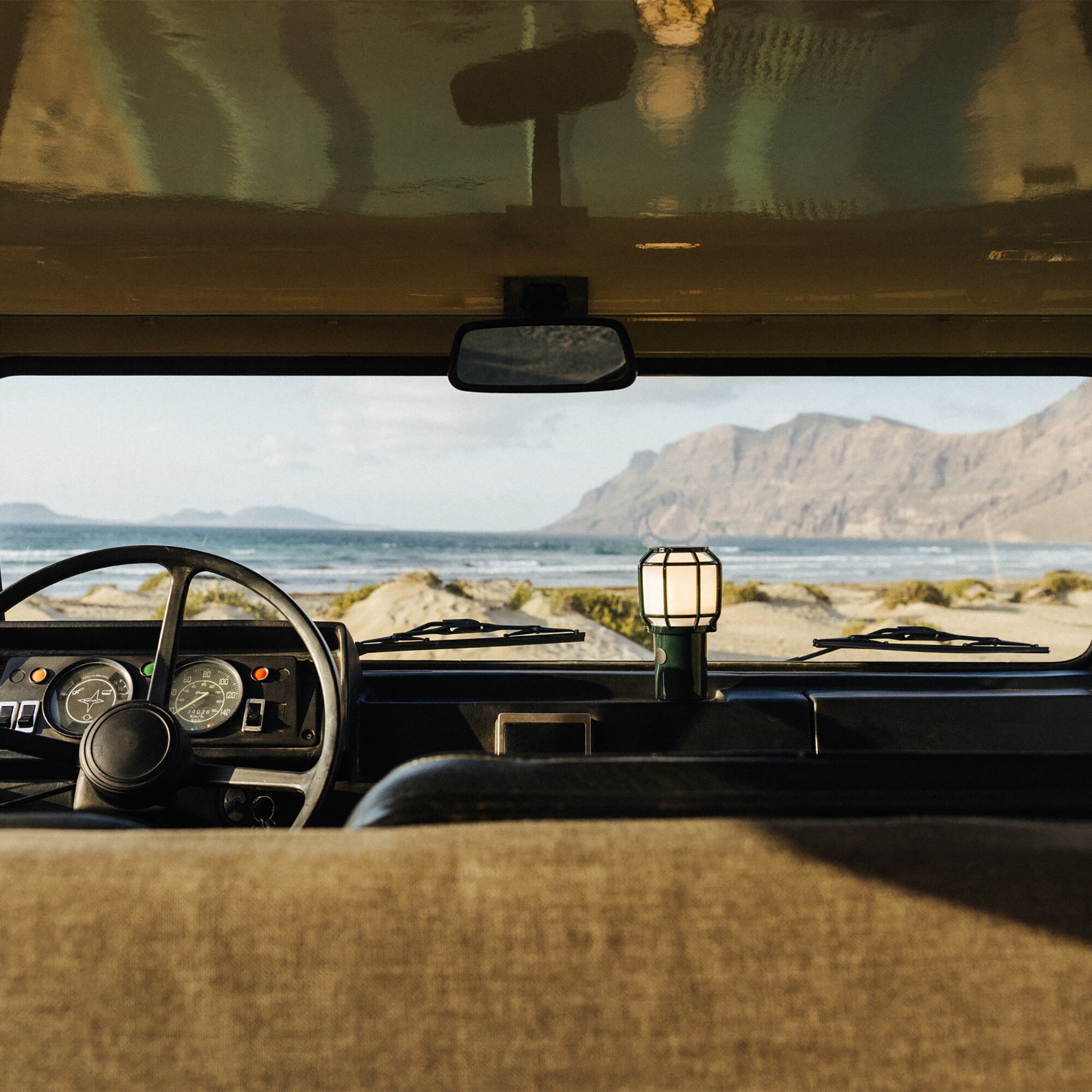 Chispa LED Lamp with Battery