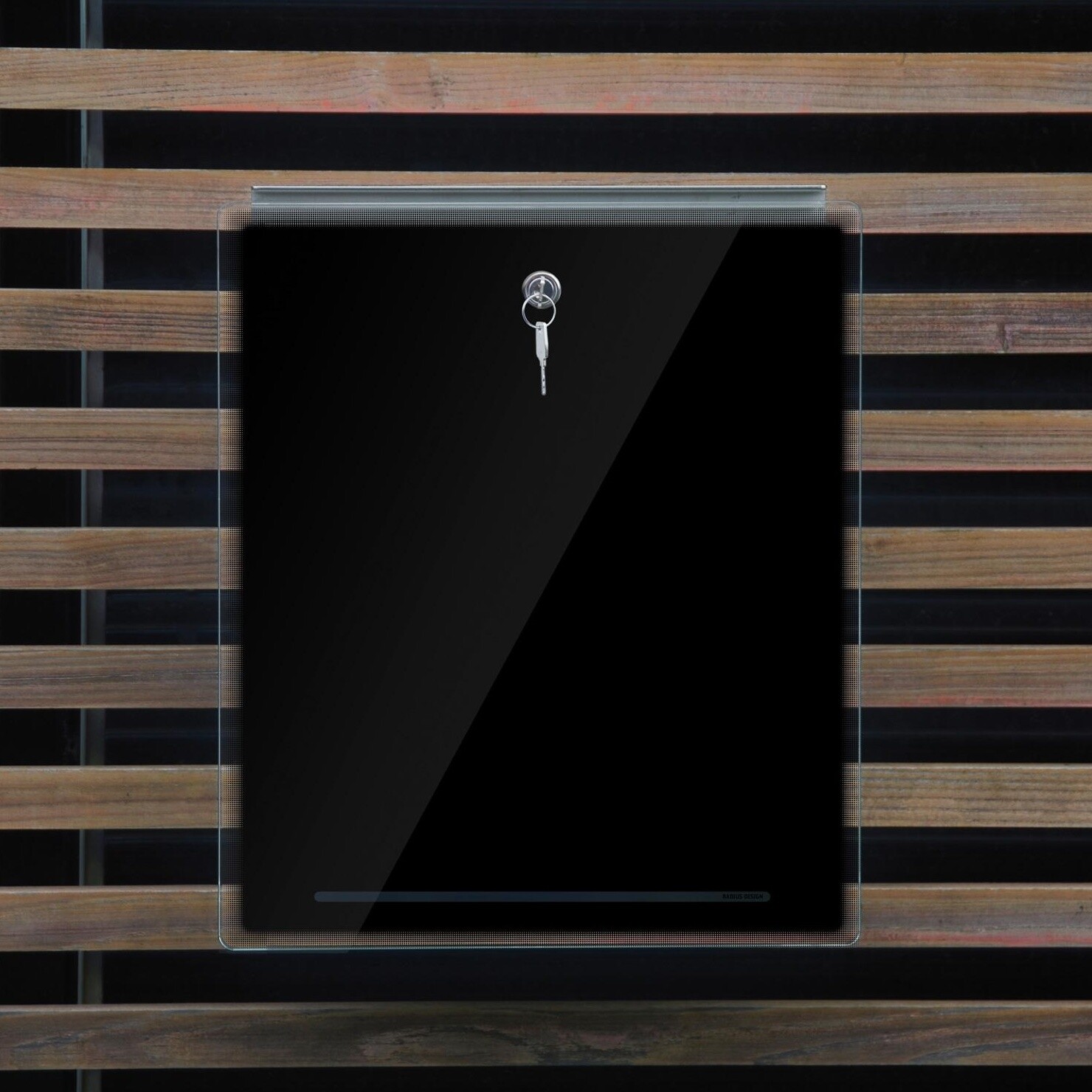 Letterman III Letter Box