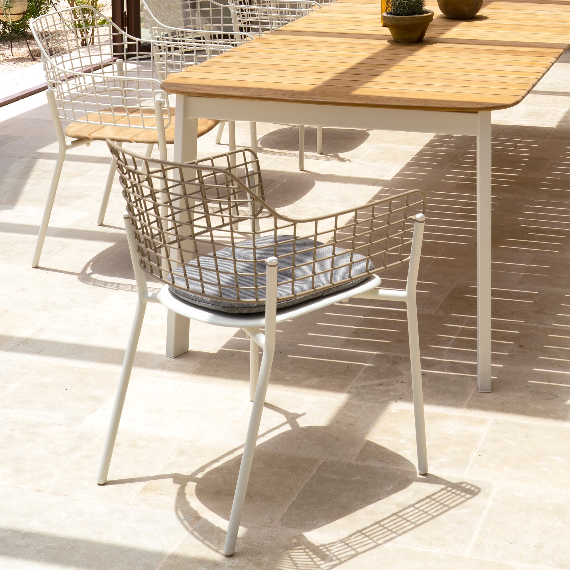 Lyze Garden Armchair Teak