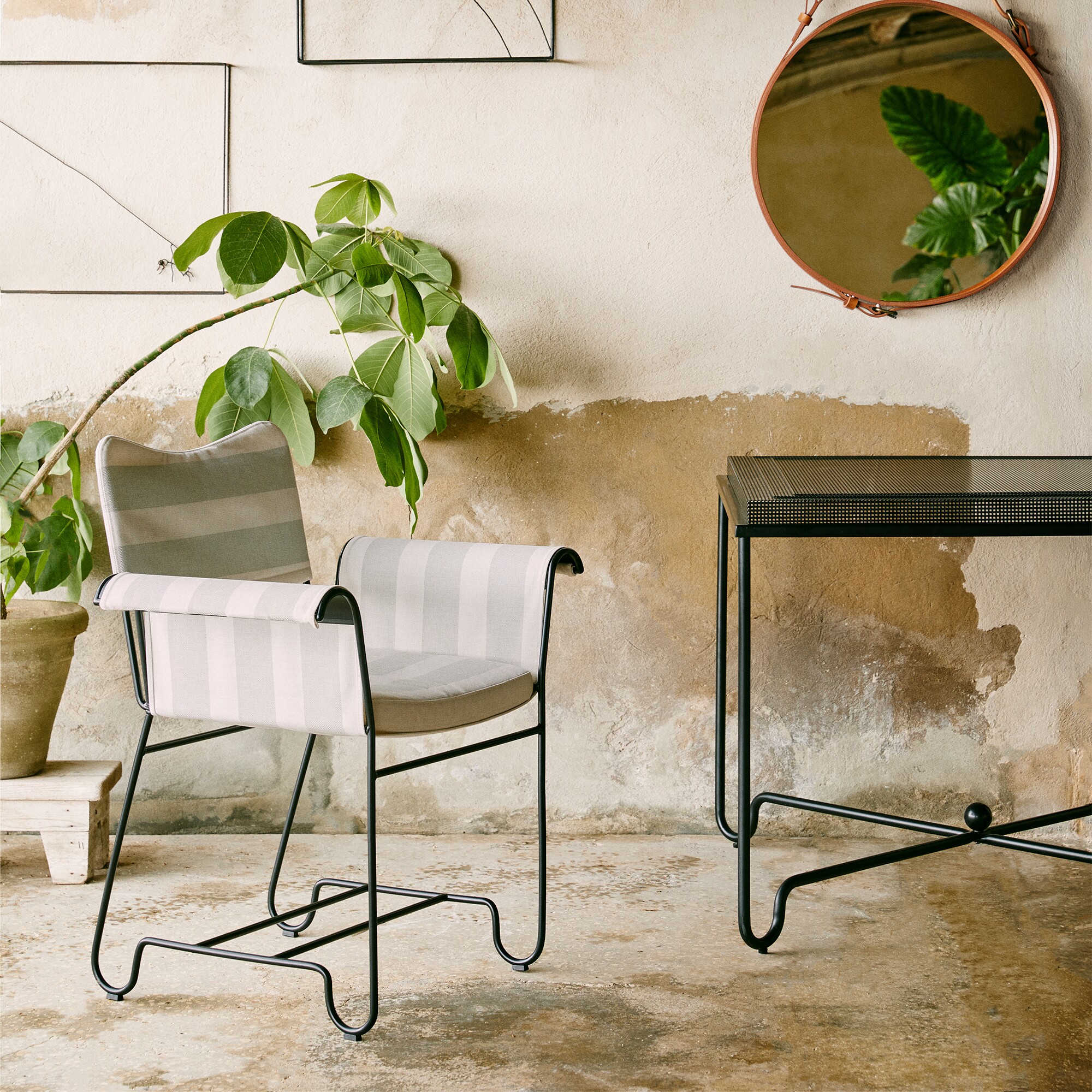 Tropique Outdoor Dining Chair Frame Black