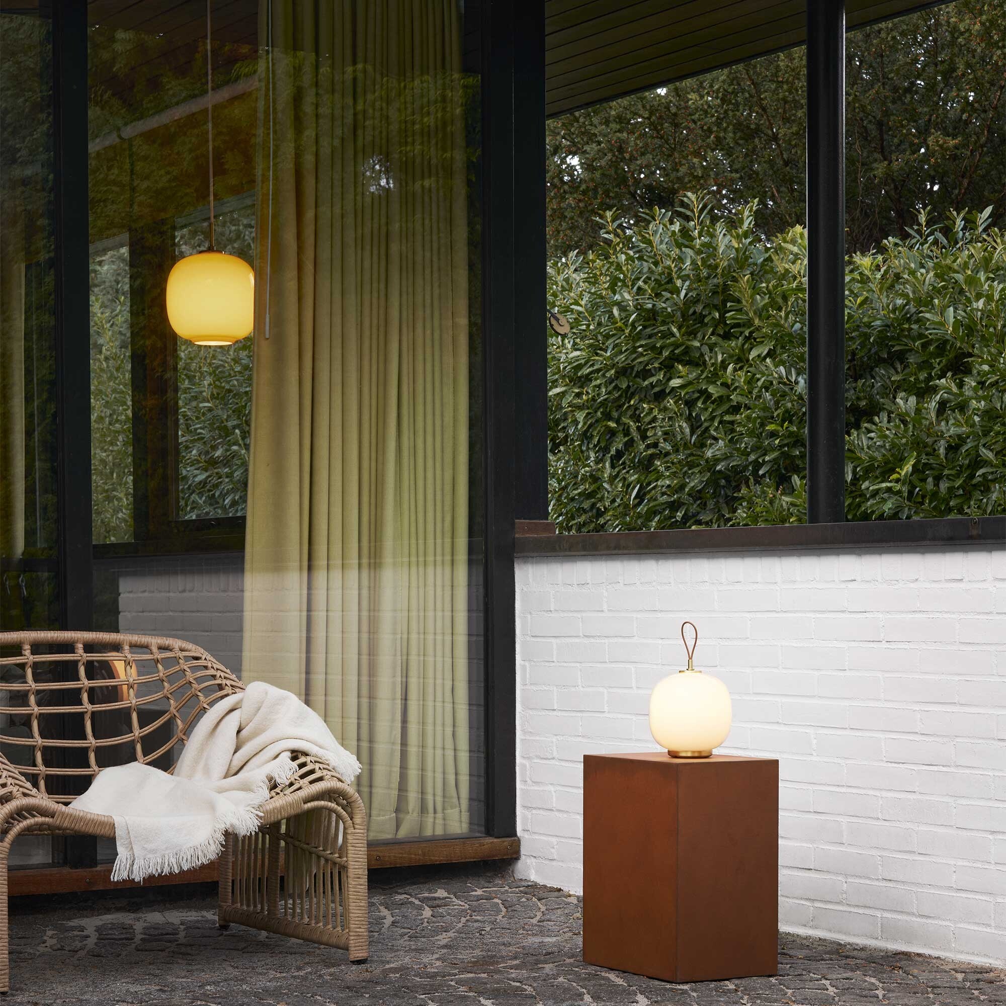 VL45 Radiohus Portable LED Lamp with Battery