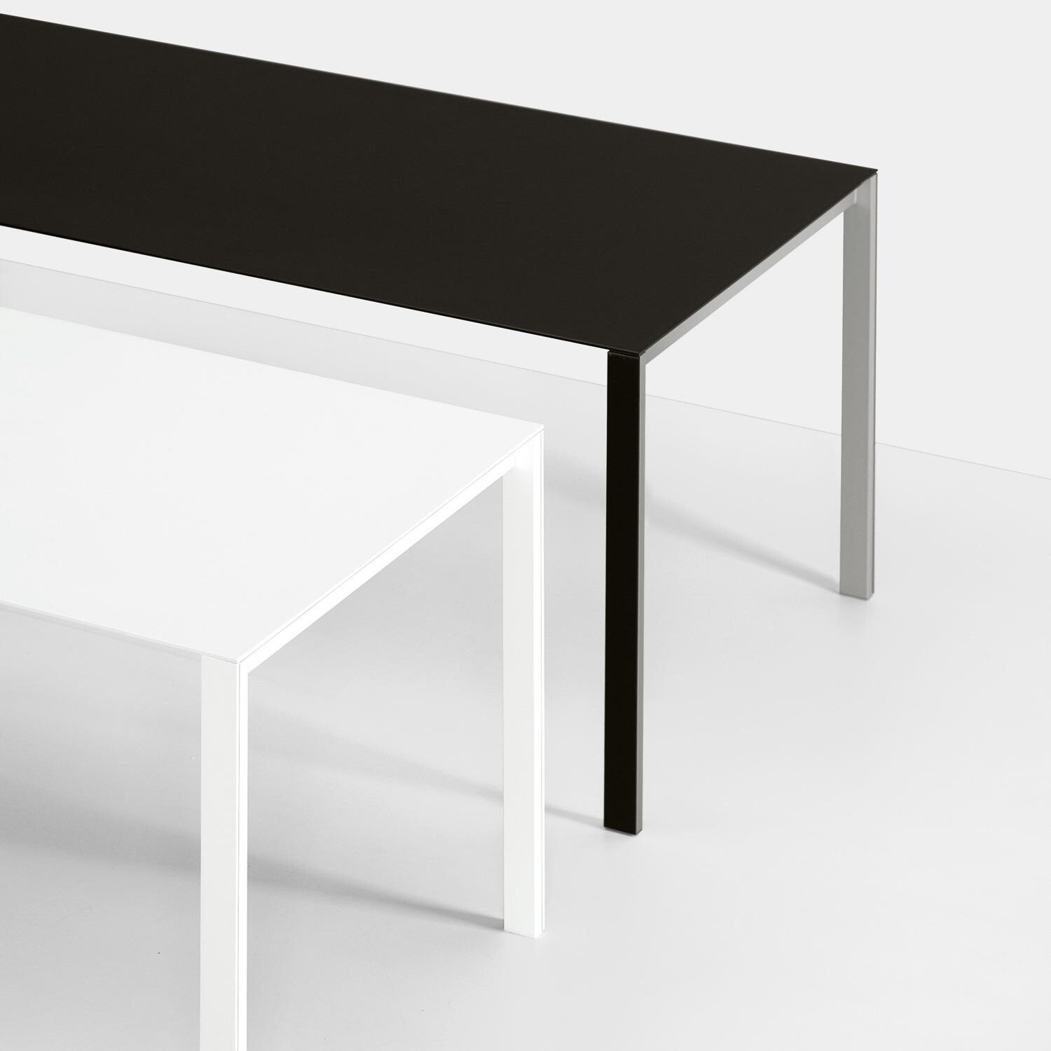 Thin-K Aluminium Table