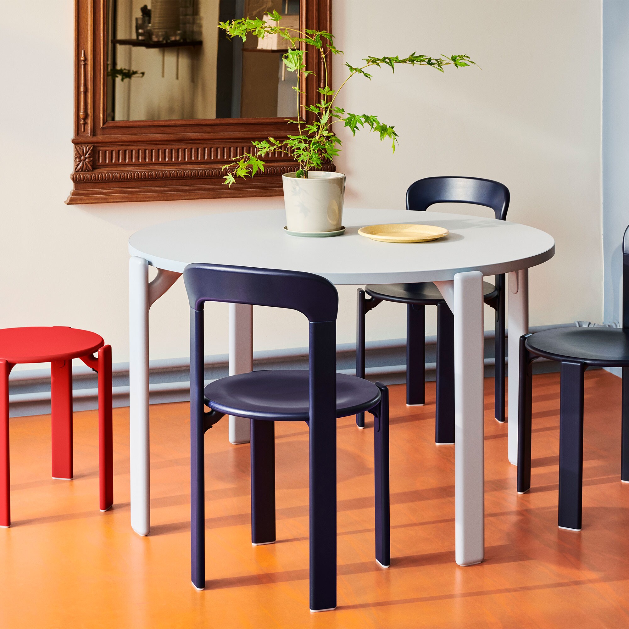 Rey Dining Table Veneer Ø128cm