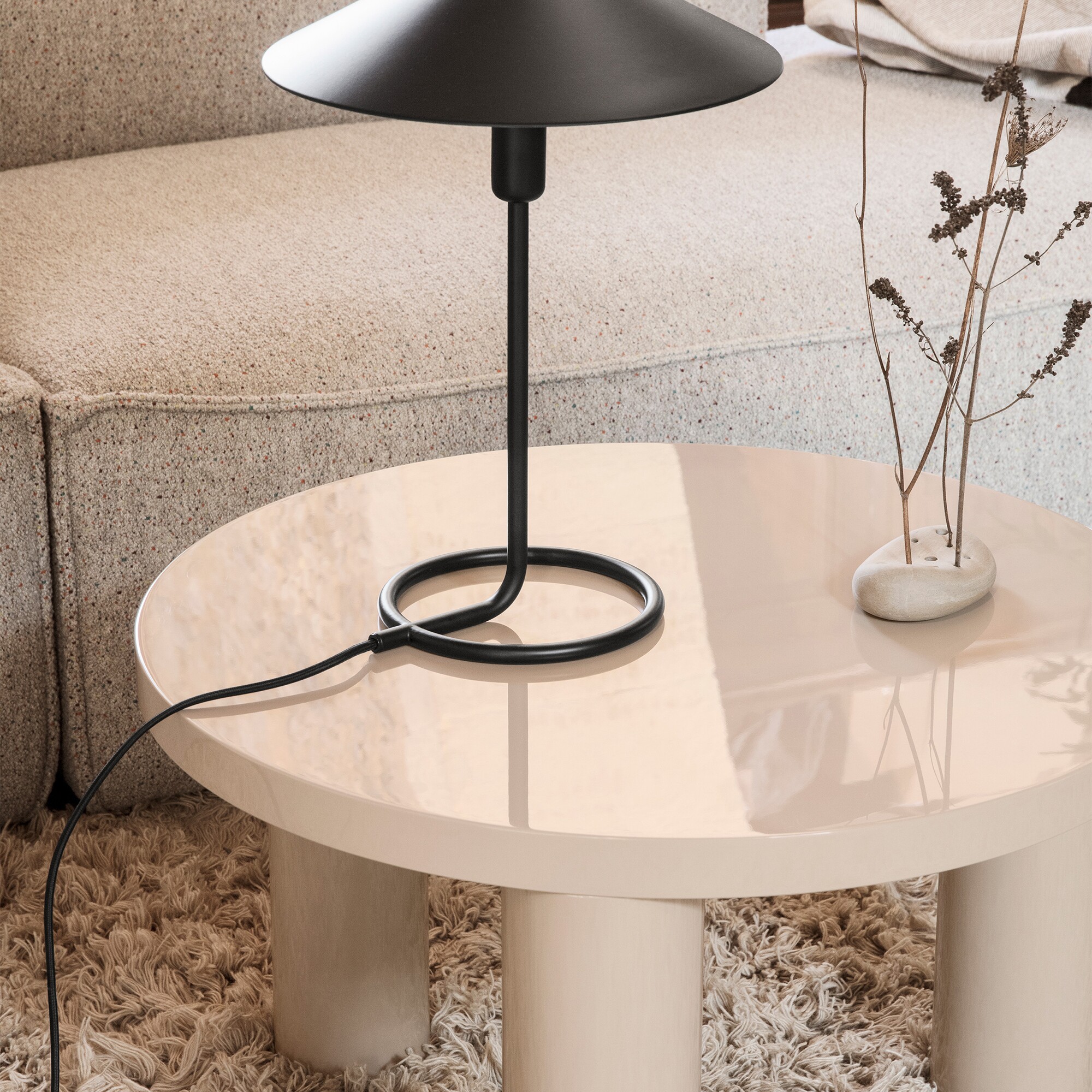 Post Side Table High Gloss S