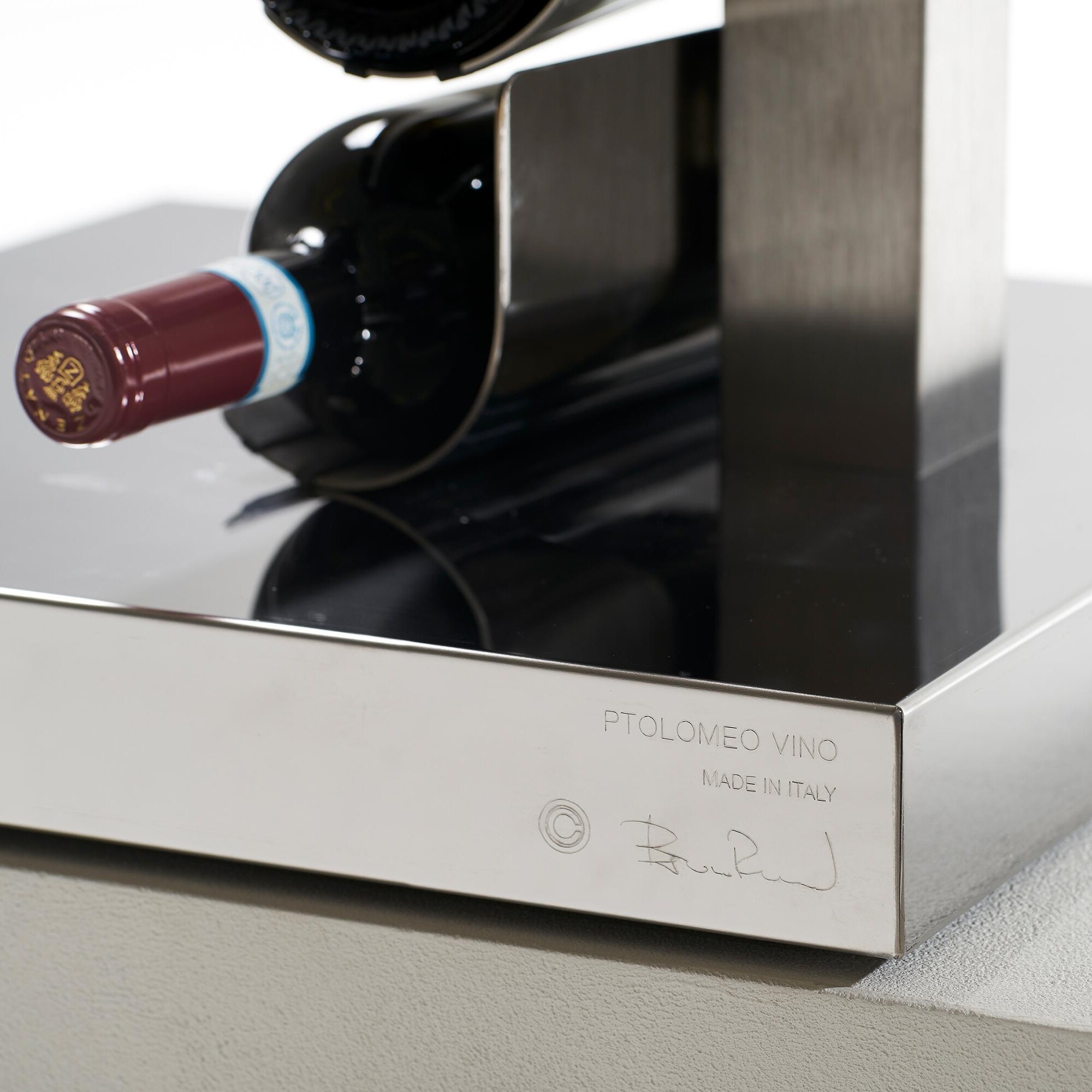 Ptolomeo Vino® Bottle Holder