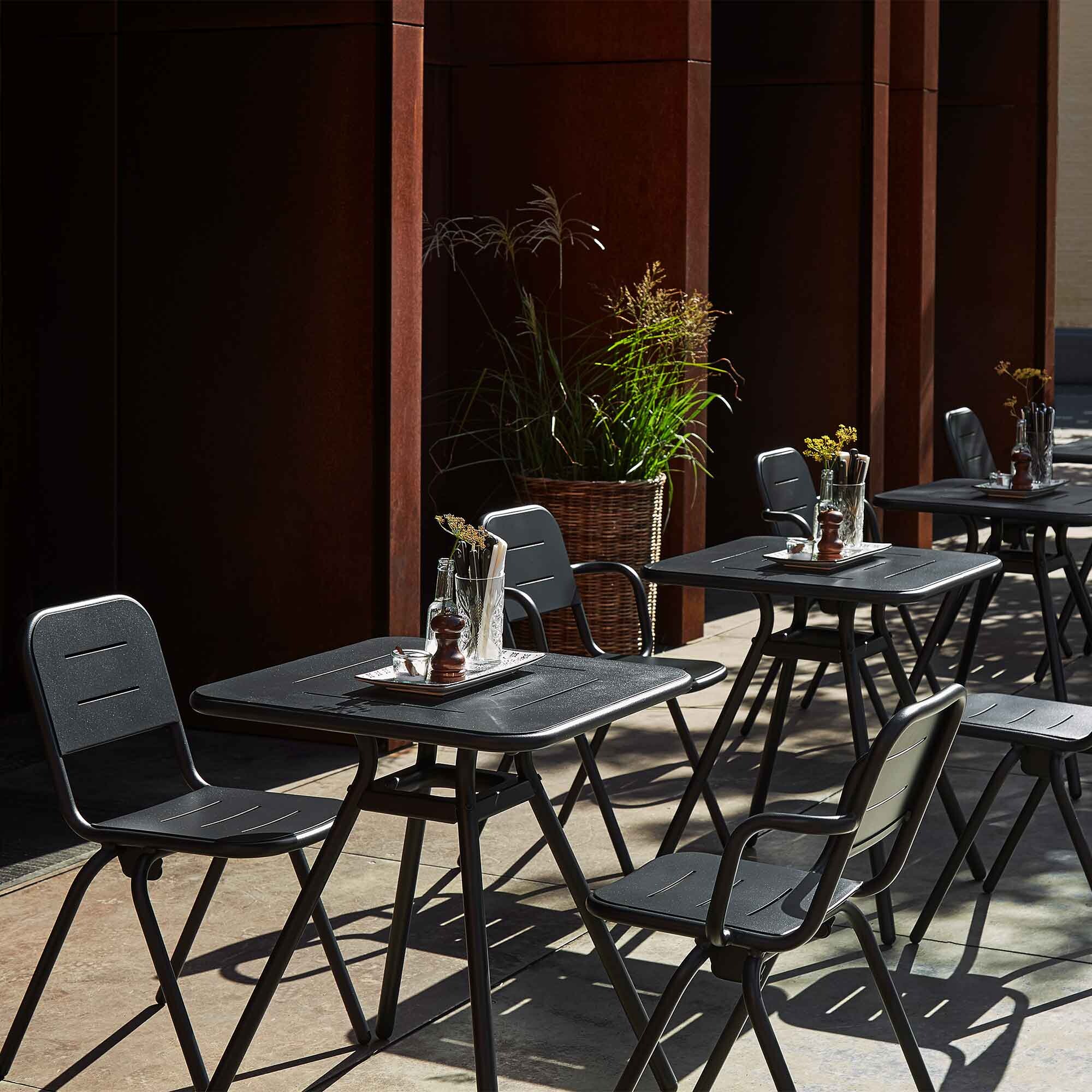 Ray Outdoor Armchair