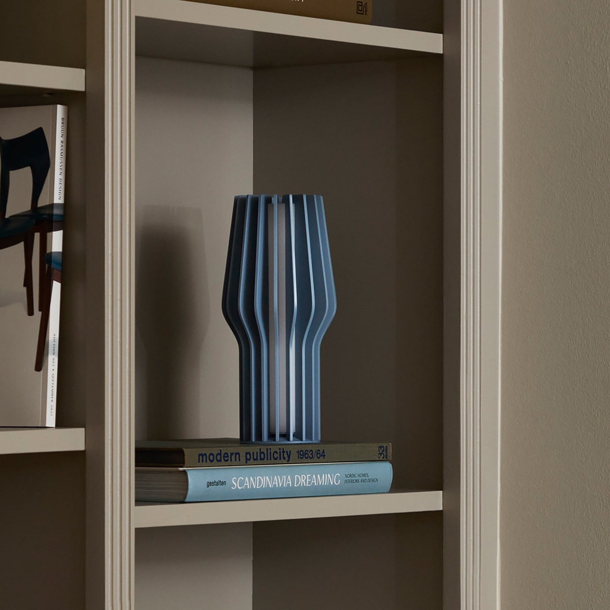 Radiant LED Lamp with Battery