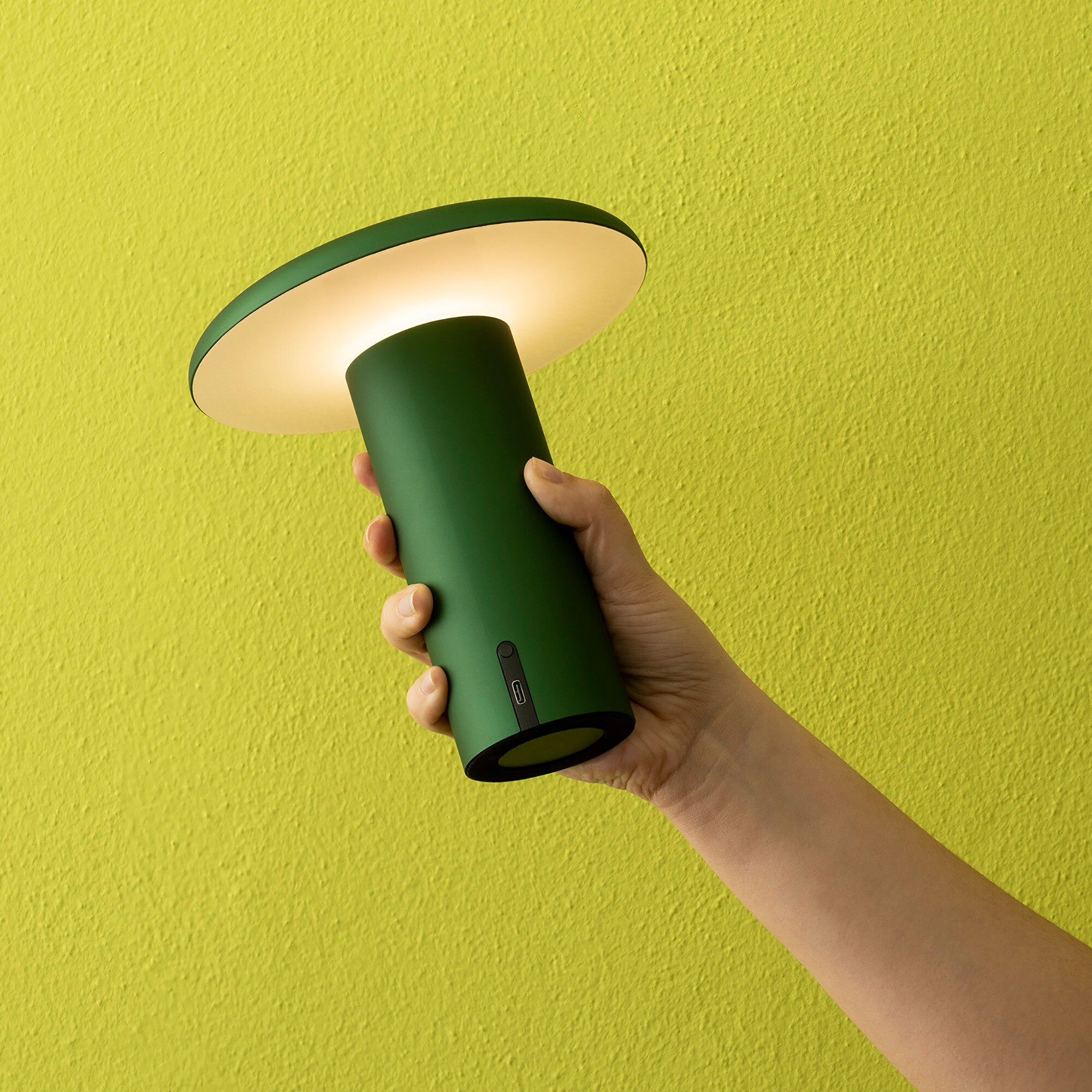 Takku LED Table Lamp With Battery