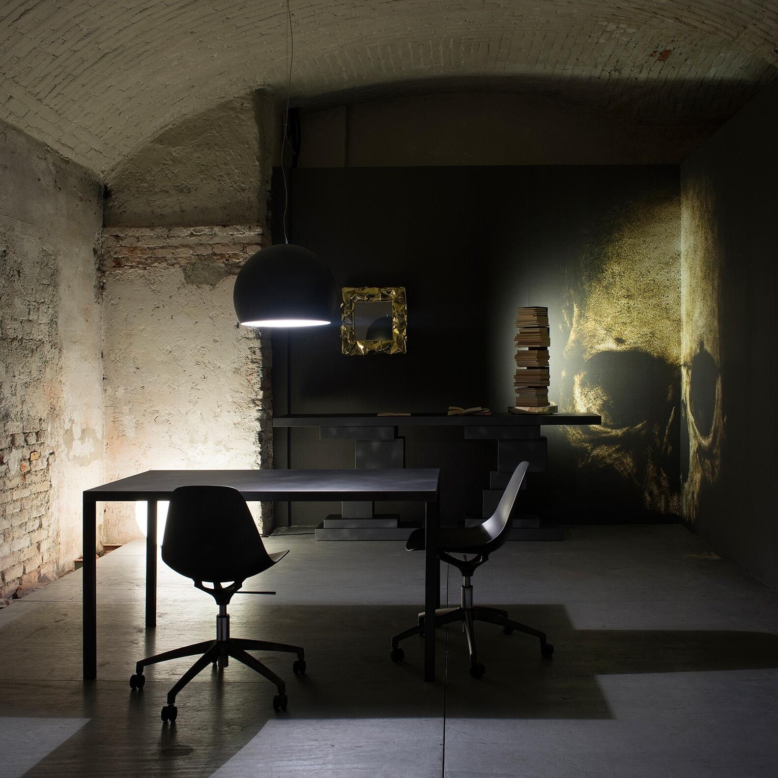 Ptolomeo Luce 75 LED Book Stand