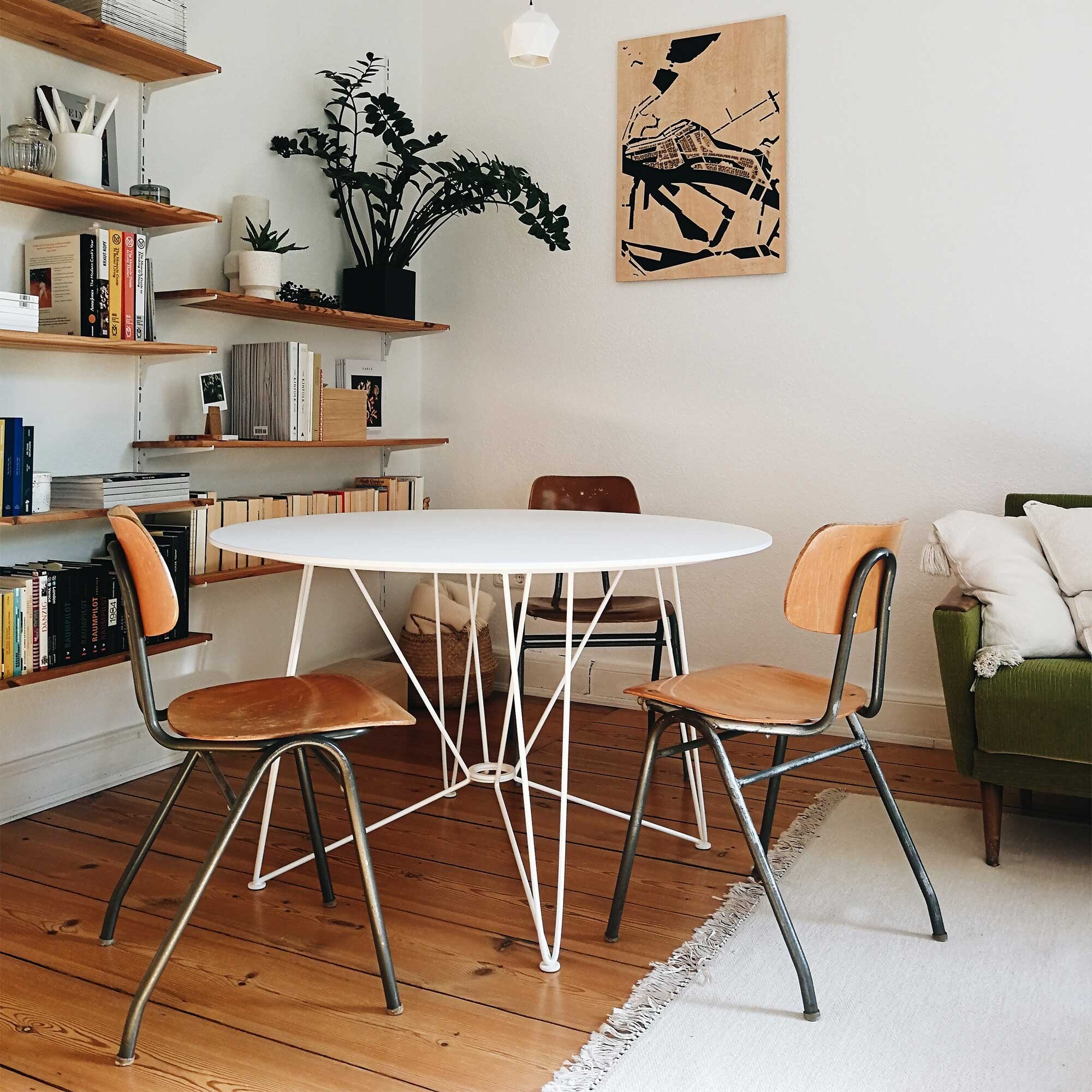 The Ring Table HPL Ø120cm