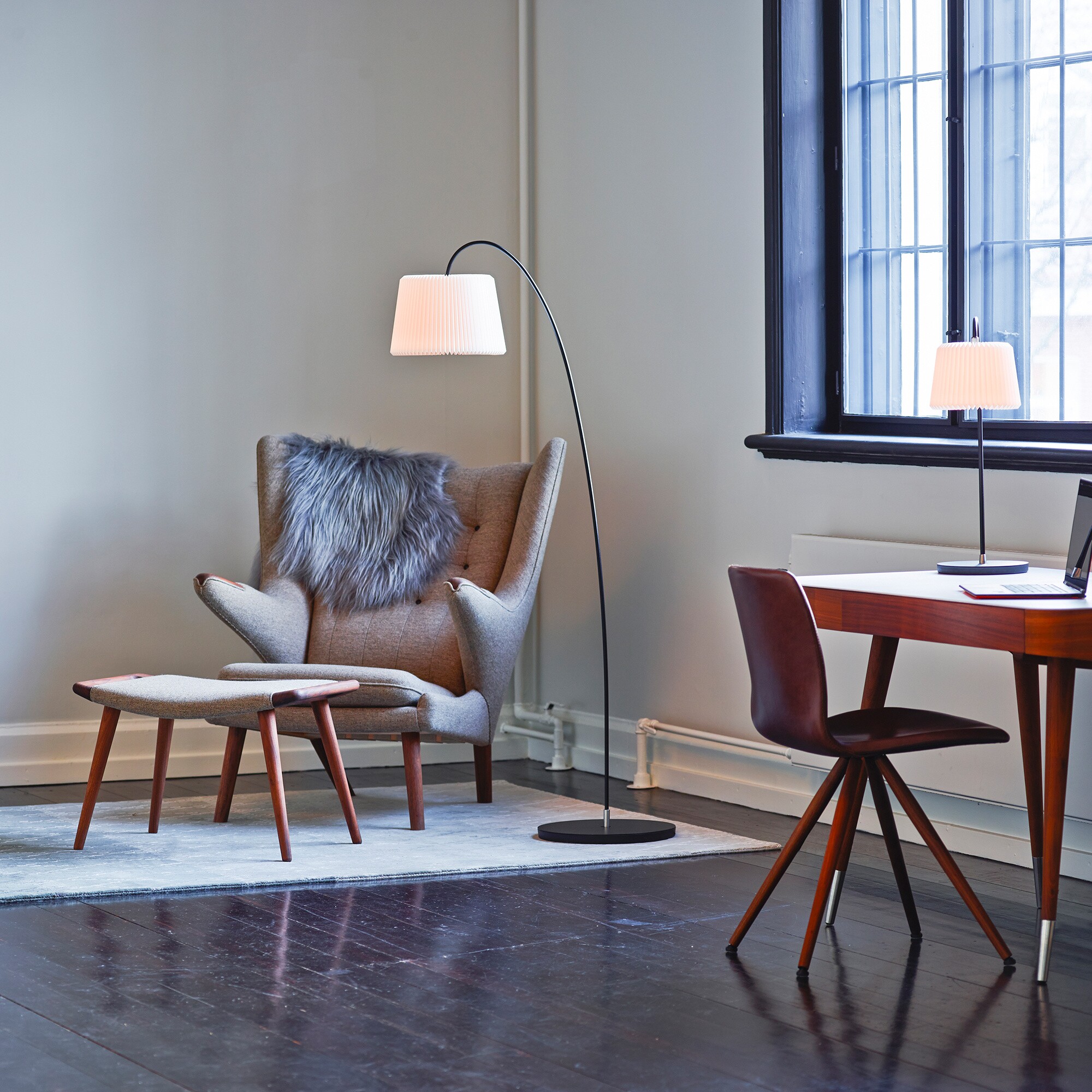 Snowdrop 320B Desk Lamp