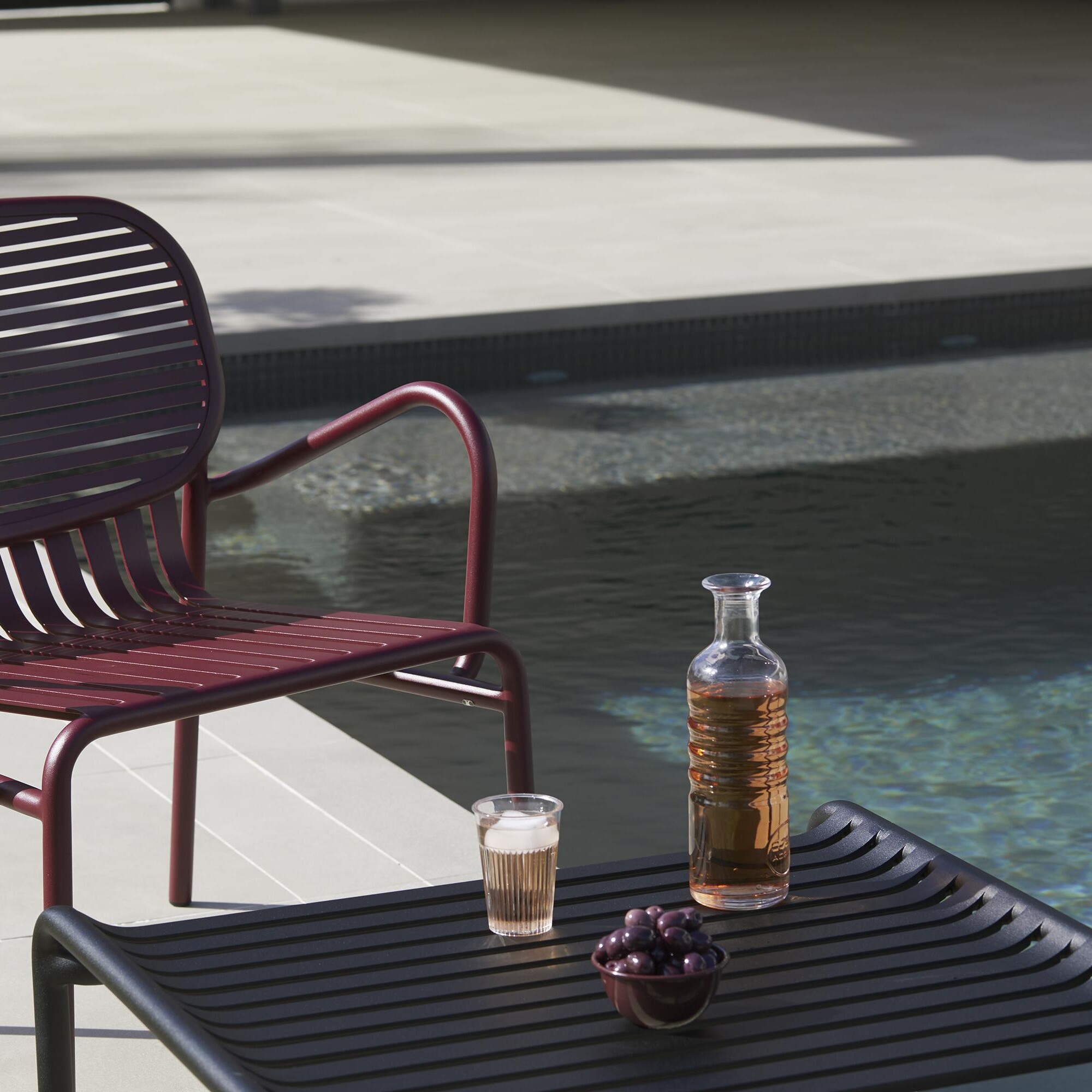 Week-End Outdoor Coffee Table