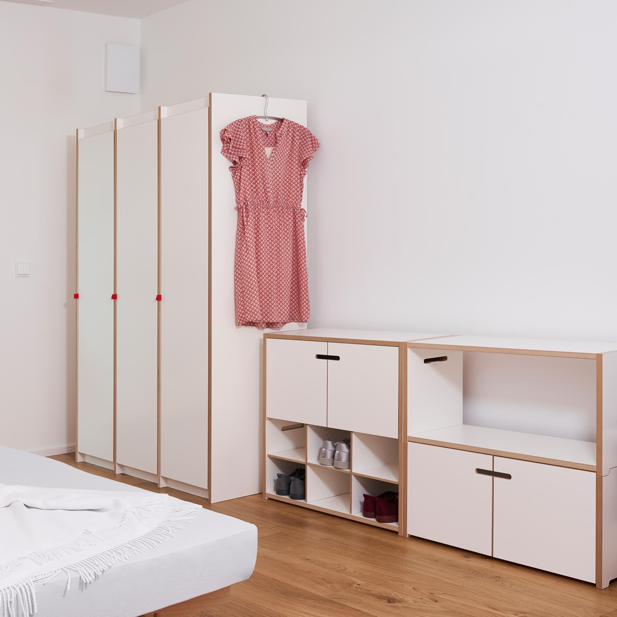 Steh Closet Basic Element