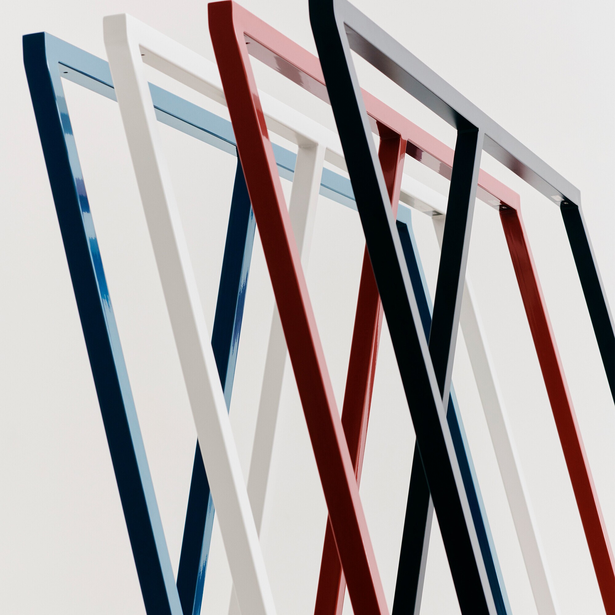 Loop Stand Wardrobe 130x150x60cm