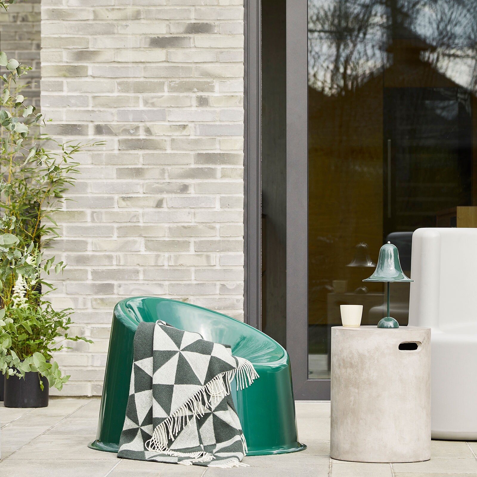 Panto Pop Stacking Chair