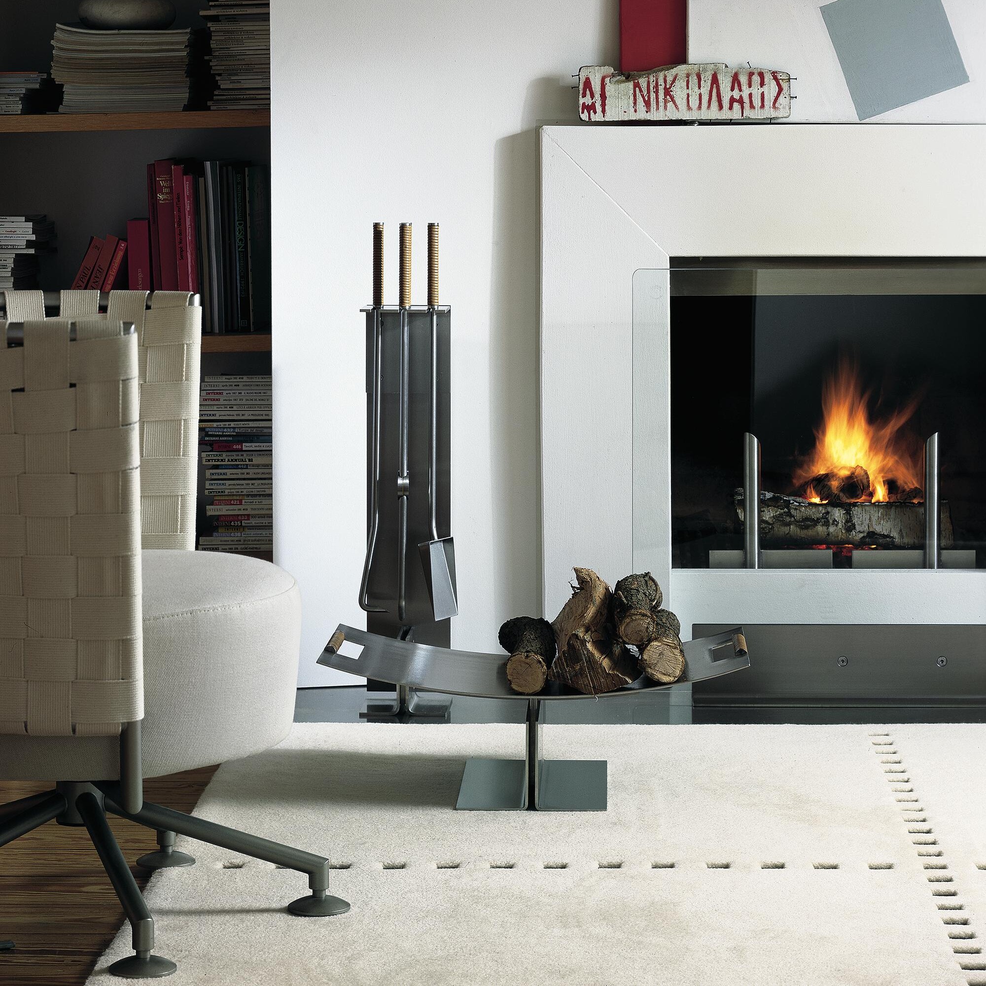 Peter Maly Stand With Glass