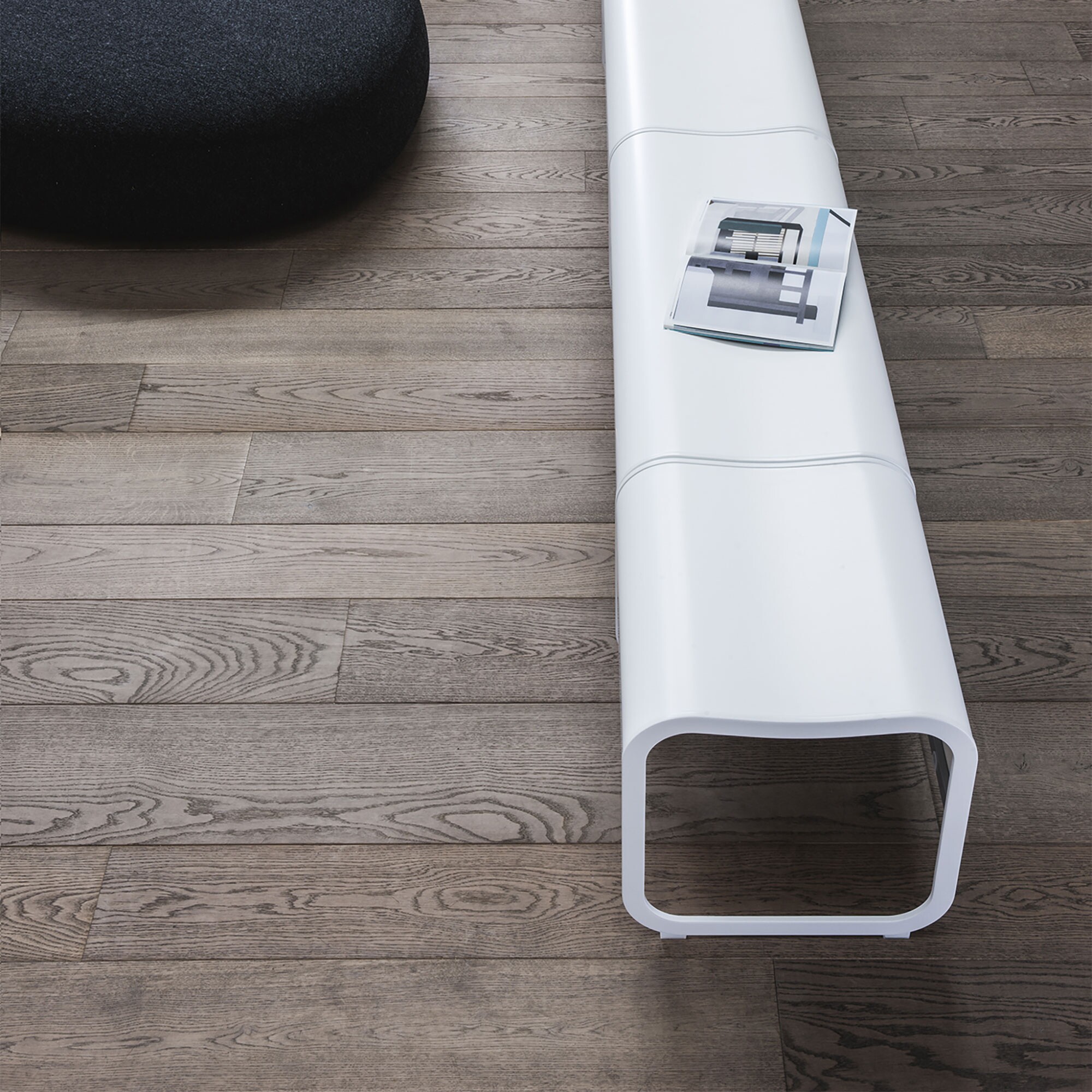 Za-2 S13 Bench Stackable Frame Black