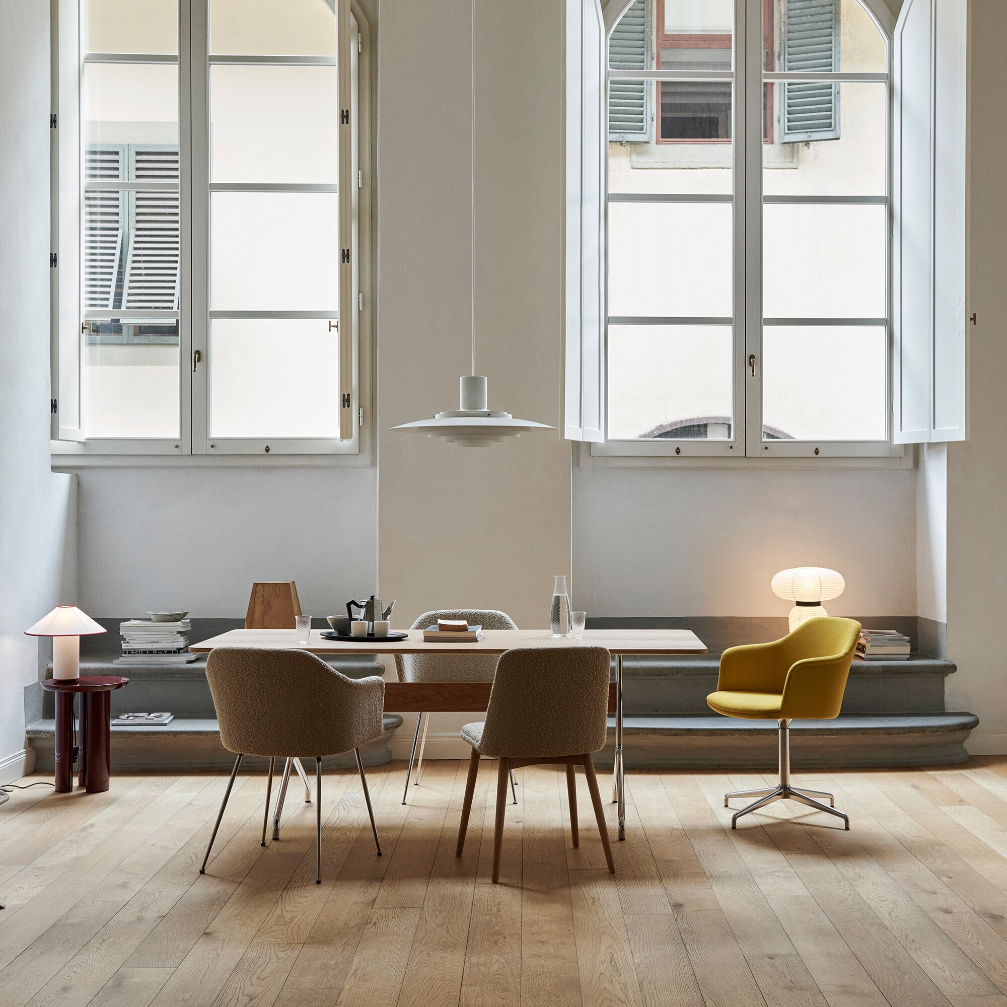 Pavilion AV19 Dining Table 90x200cm Frame Chrome