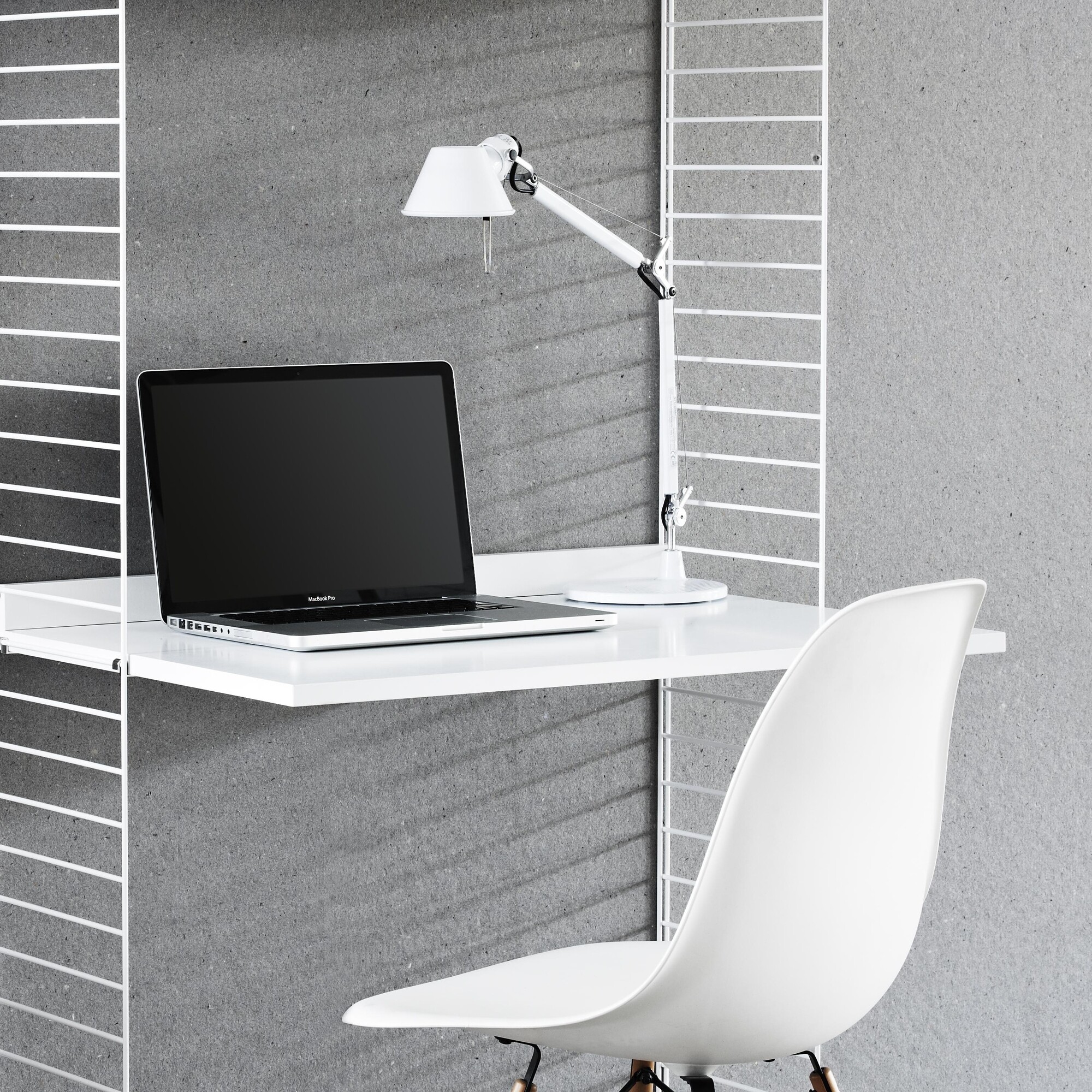 String System Desk Top