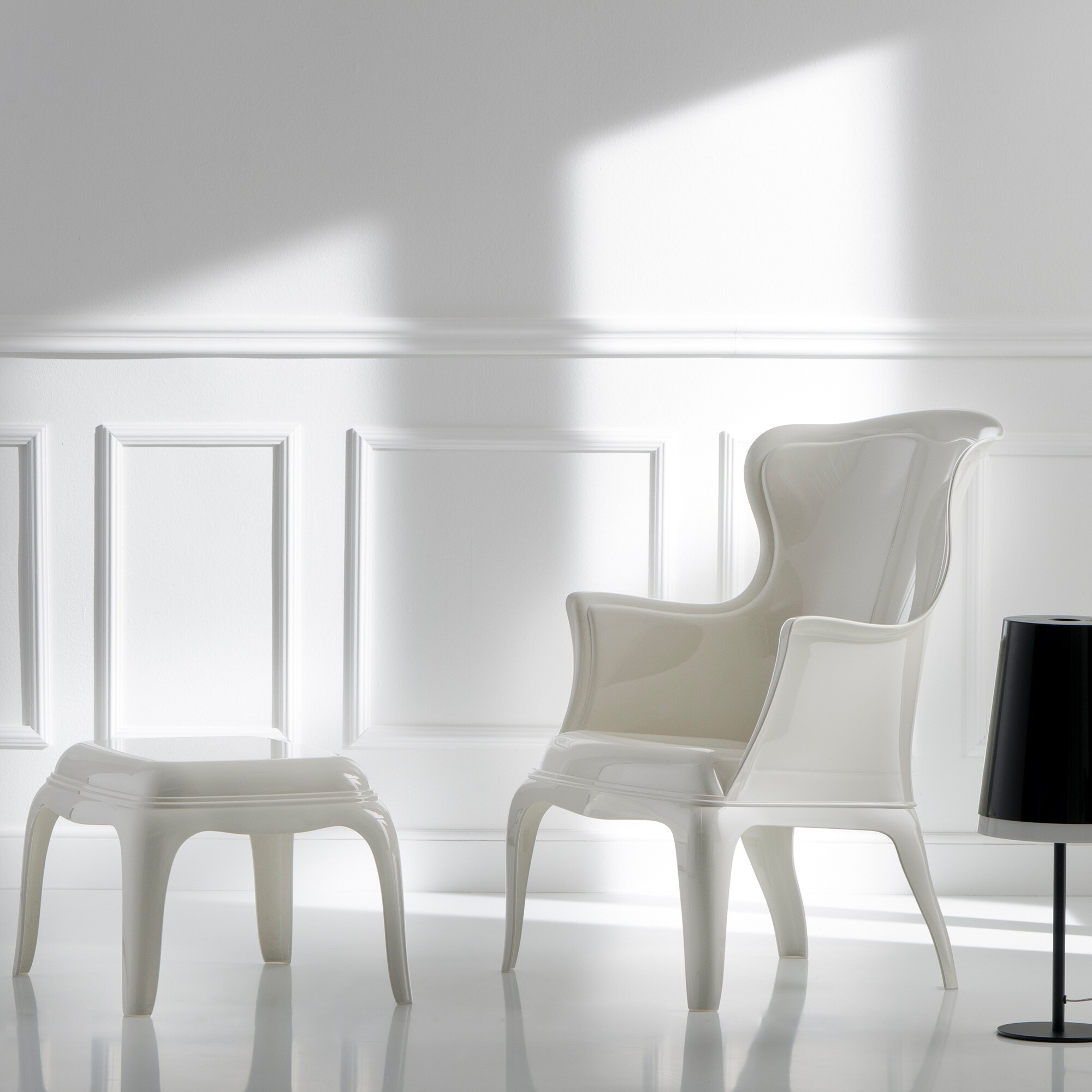 Pasha 661 Stool/ Side Table