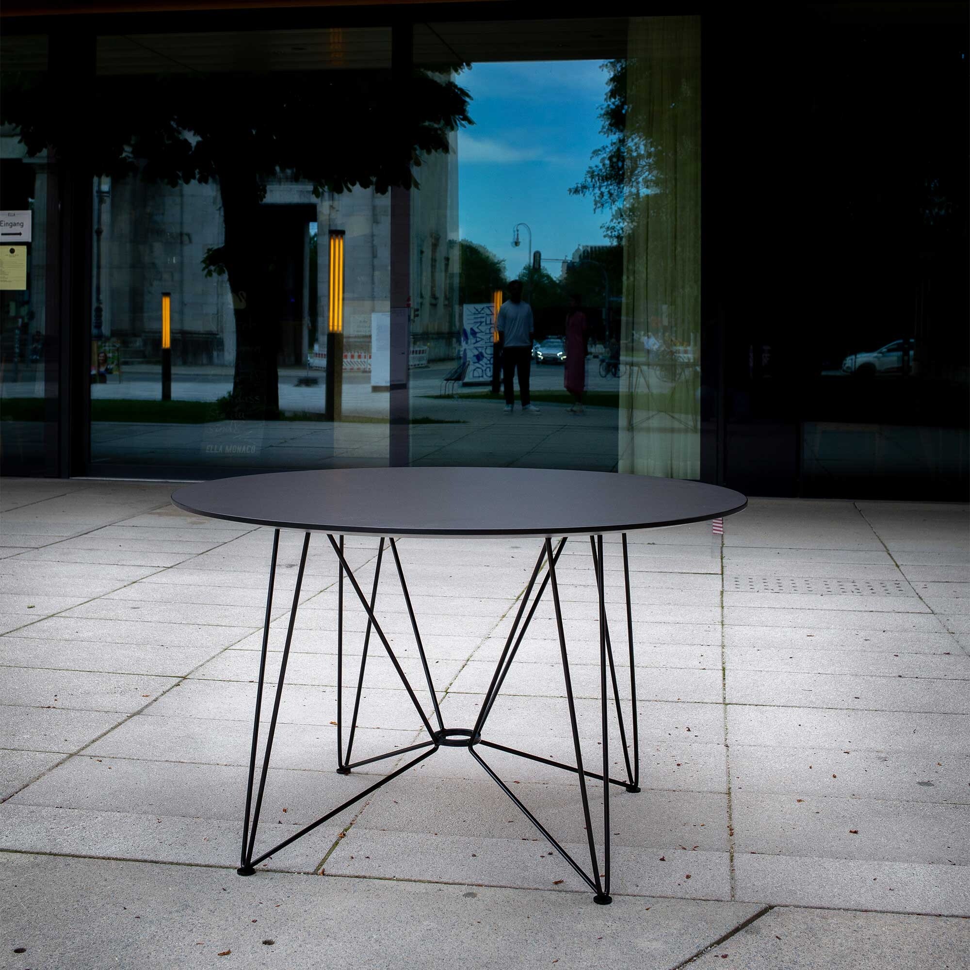 The Ring Table HPL Ø120cm