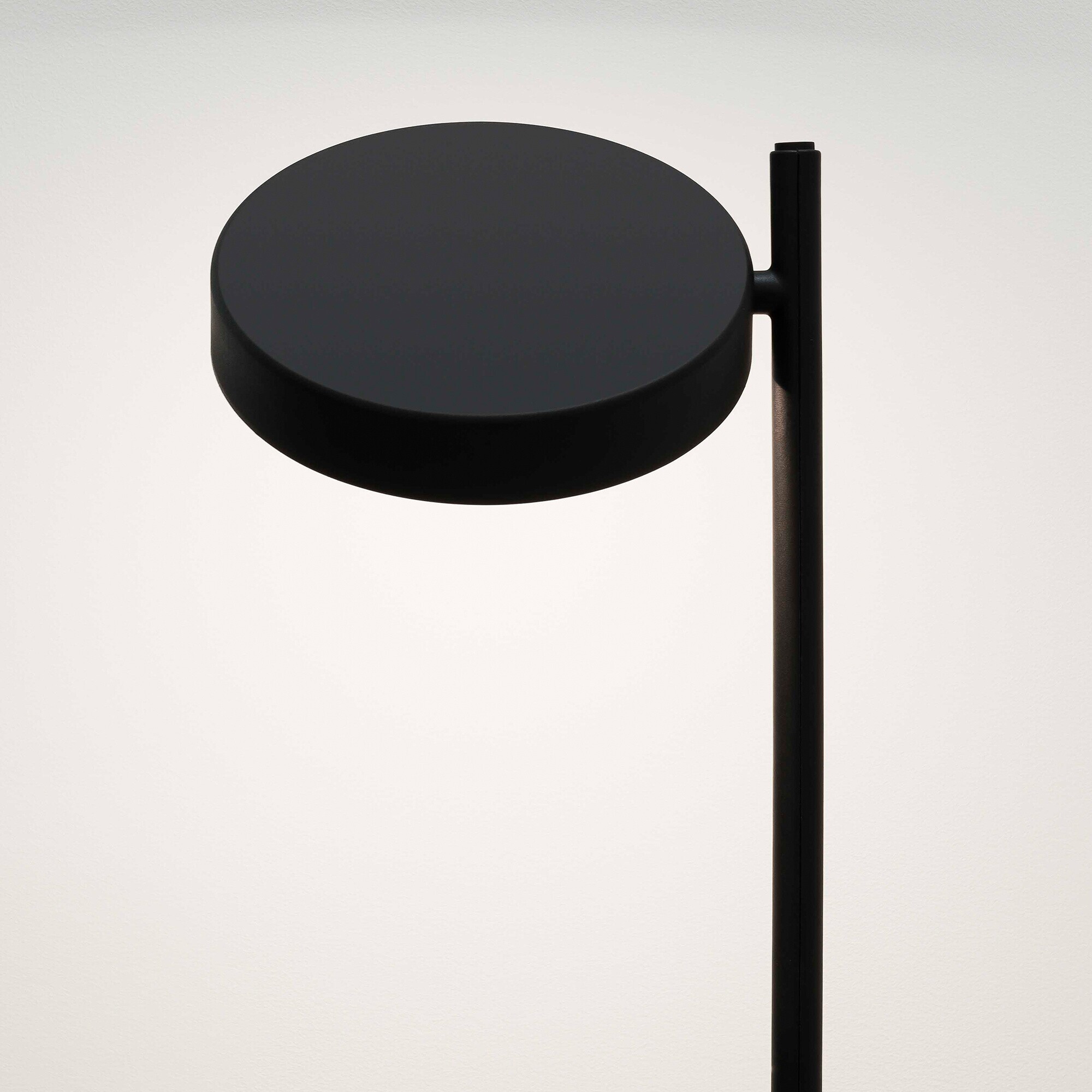 w182 Pastille b2 LED Table Lamp